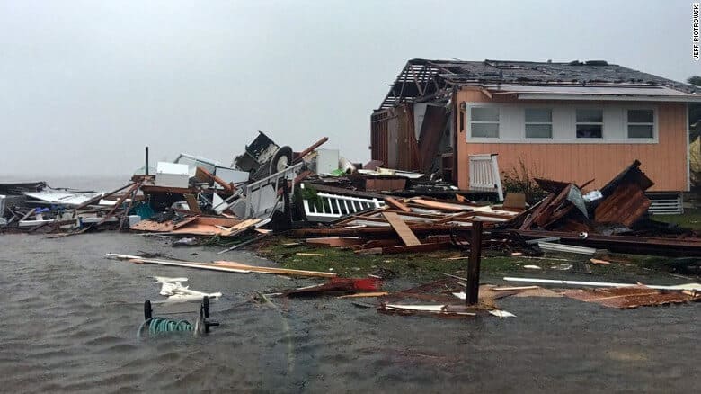 170826112915 13 Hurricane Harvey 0826 Rockport Exlarge 169