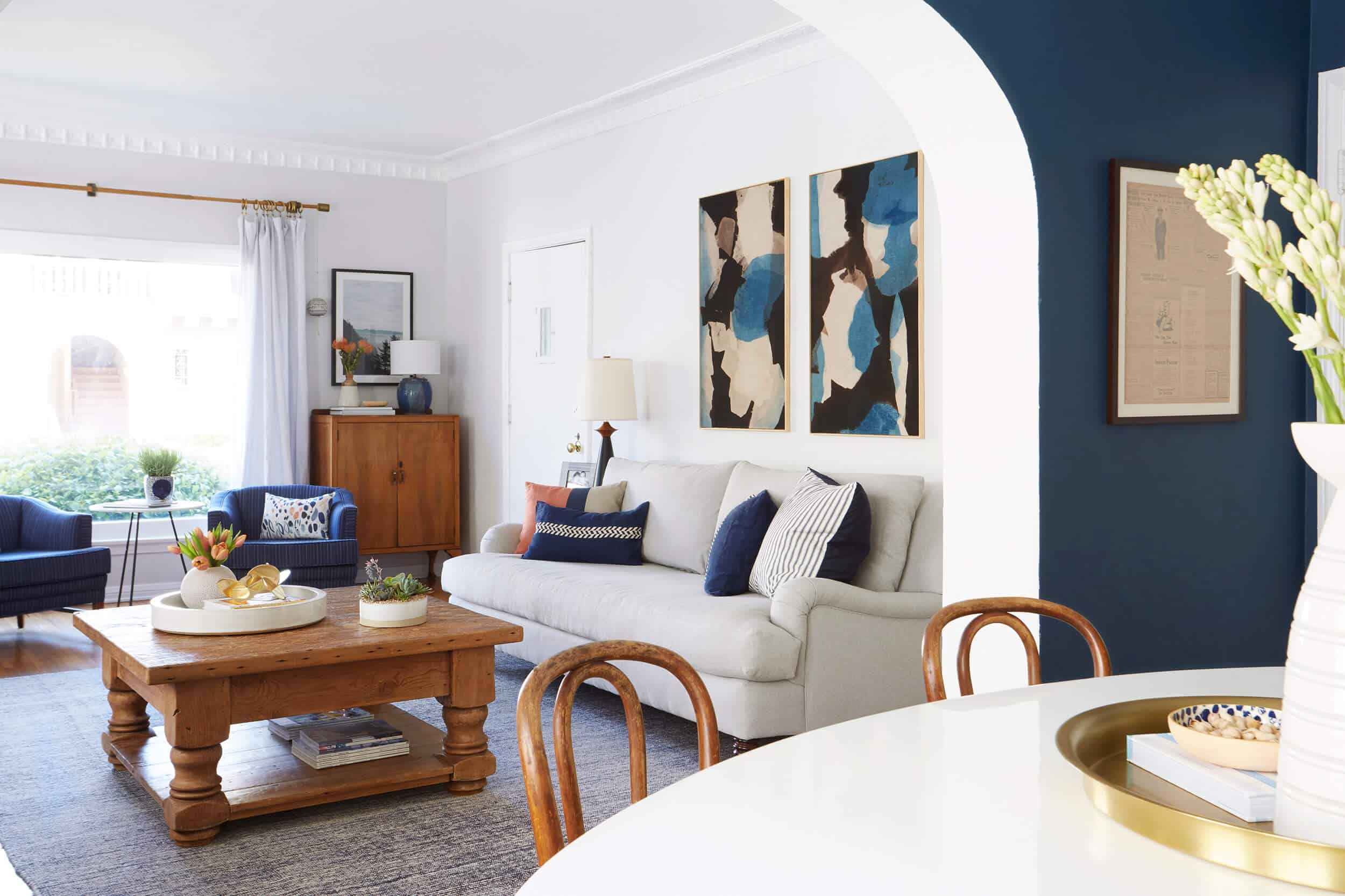 Living Room 1 001