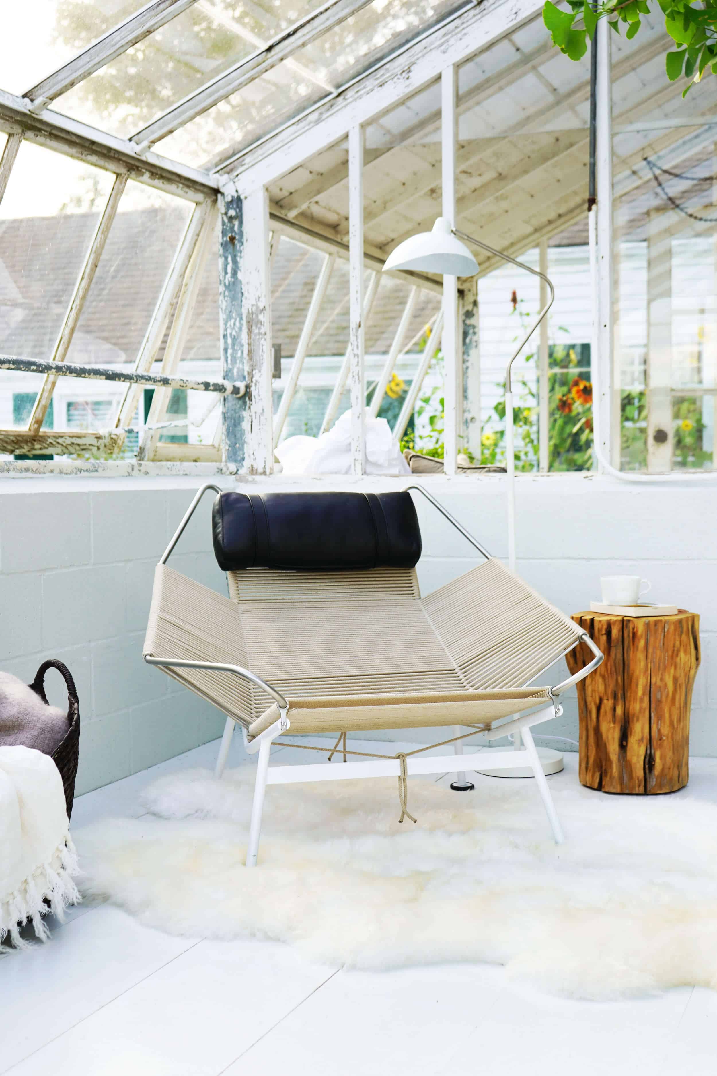 Emily Henderson Samsung The Frame My Scandinavian Home Greenhouse 12