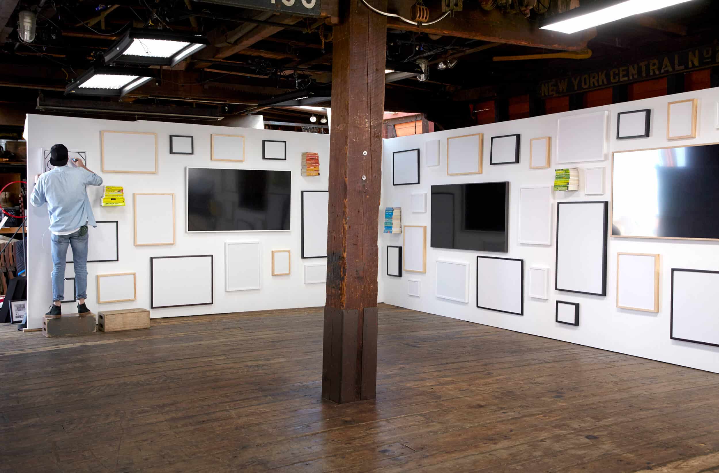 Emily Henderson Samsung The Frame Timothy Goodman Barge 19