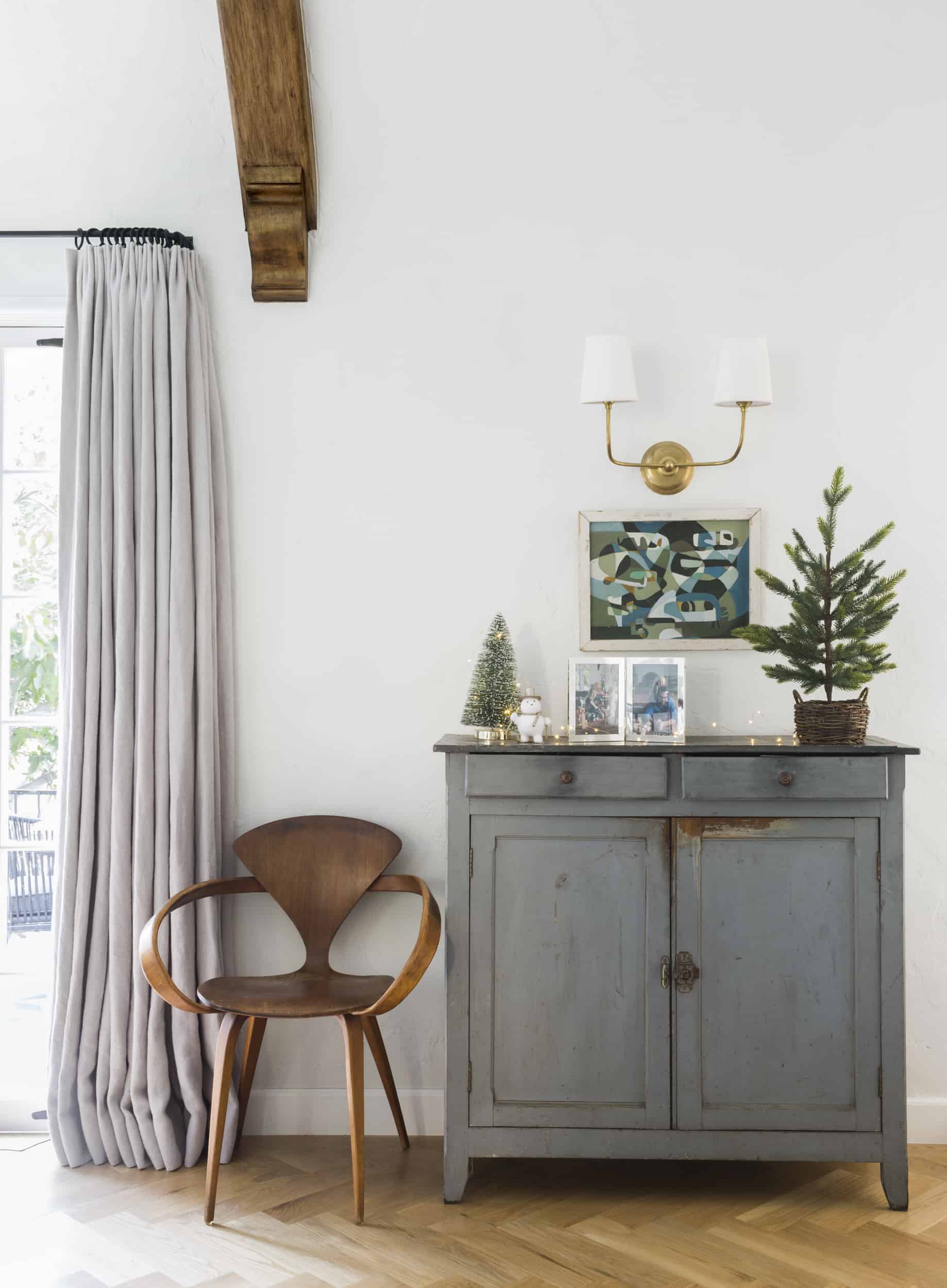 Emily Henderson Christmas 2017 Neutral Winter Wonderland 18