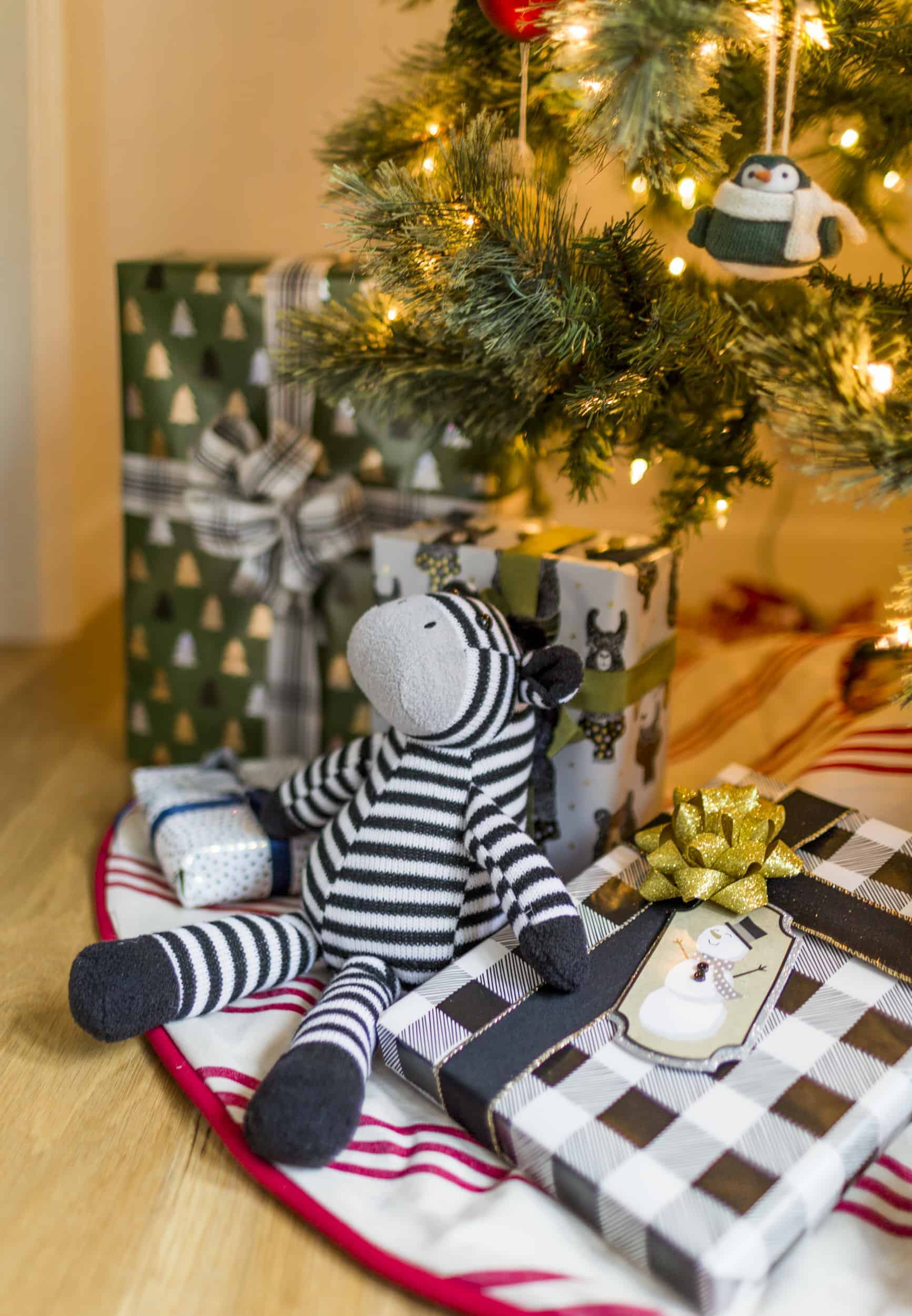 Emily Henderson Christmas Decorating Little Boys Room 51