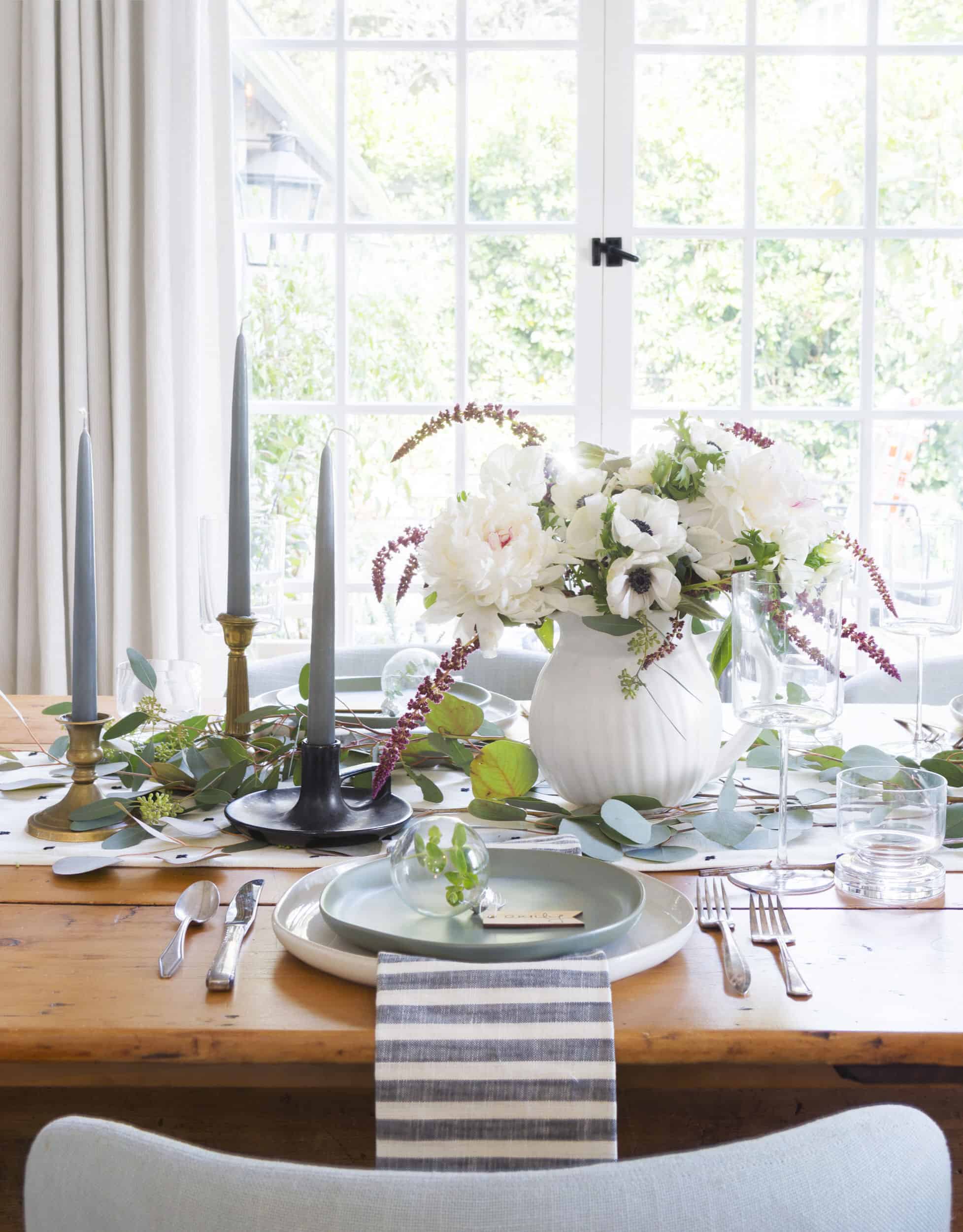 Emily Henderson Chateau Souverain Holiday Homespun Gathering 31