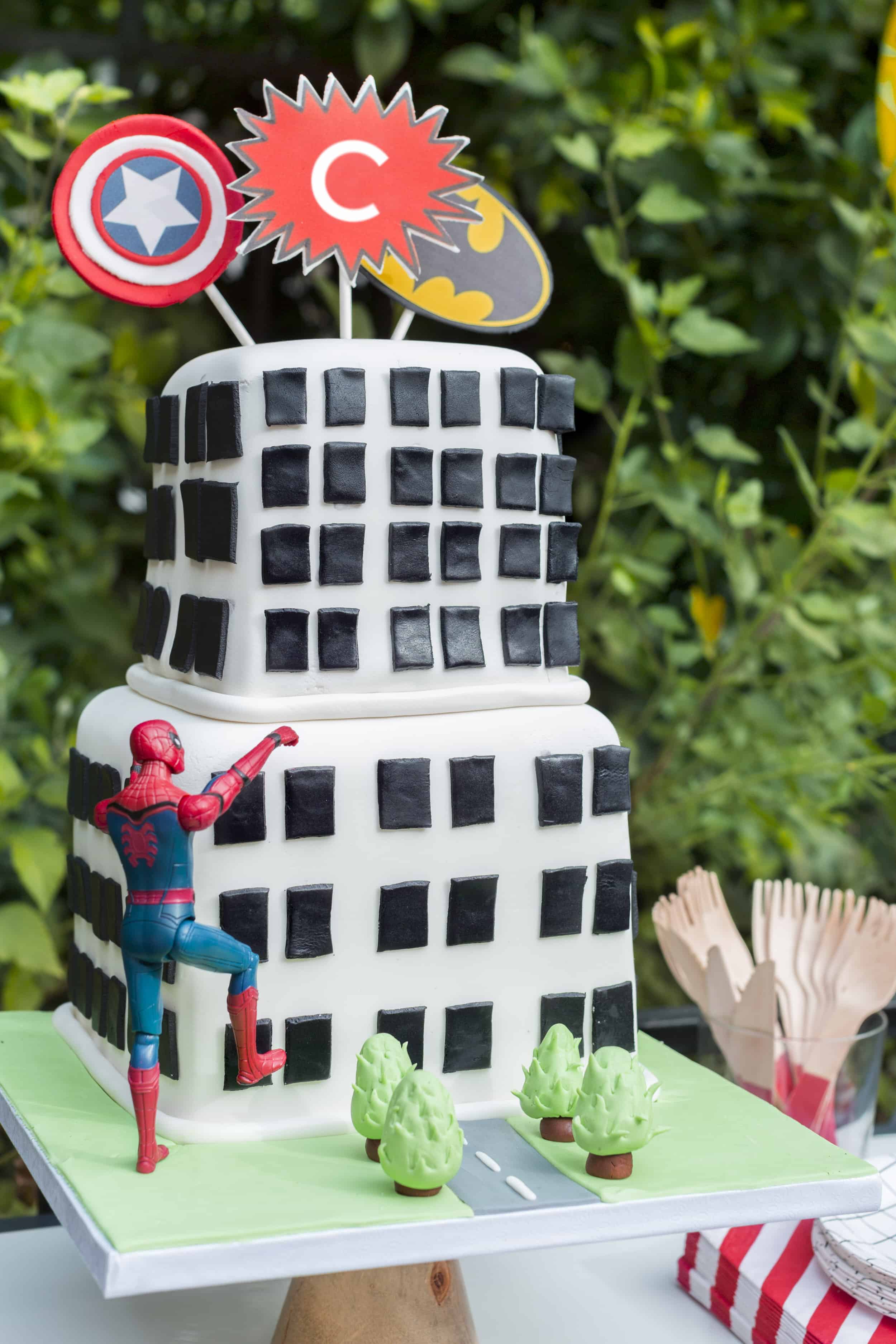 Emily Henderson Charlies Kids Superhero Birthday Party21