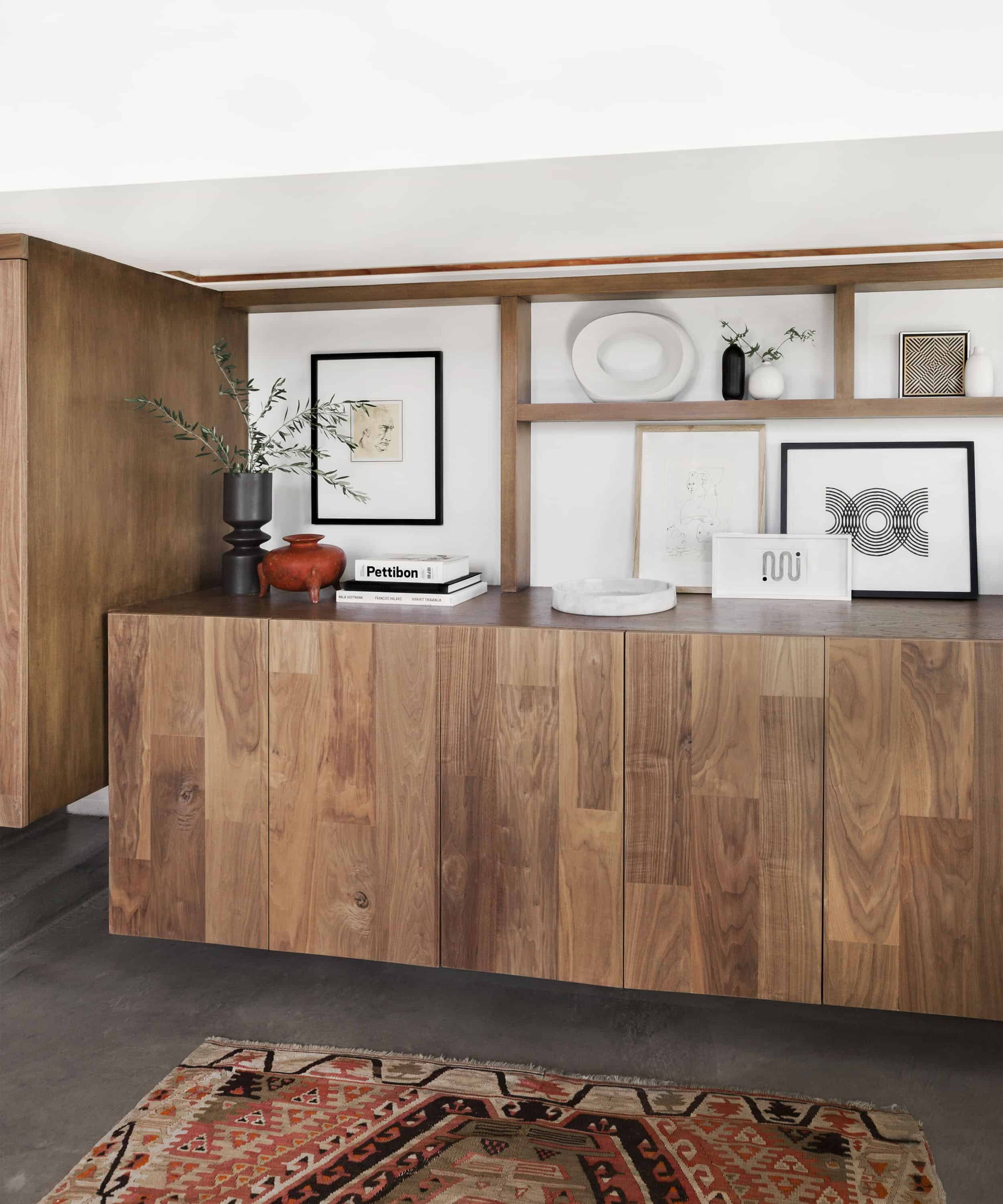 Emily Henderson Corbette Crypton 70s Modern Organic Entry Way 3