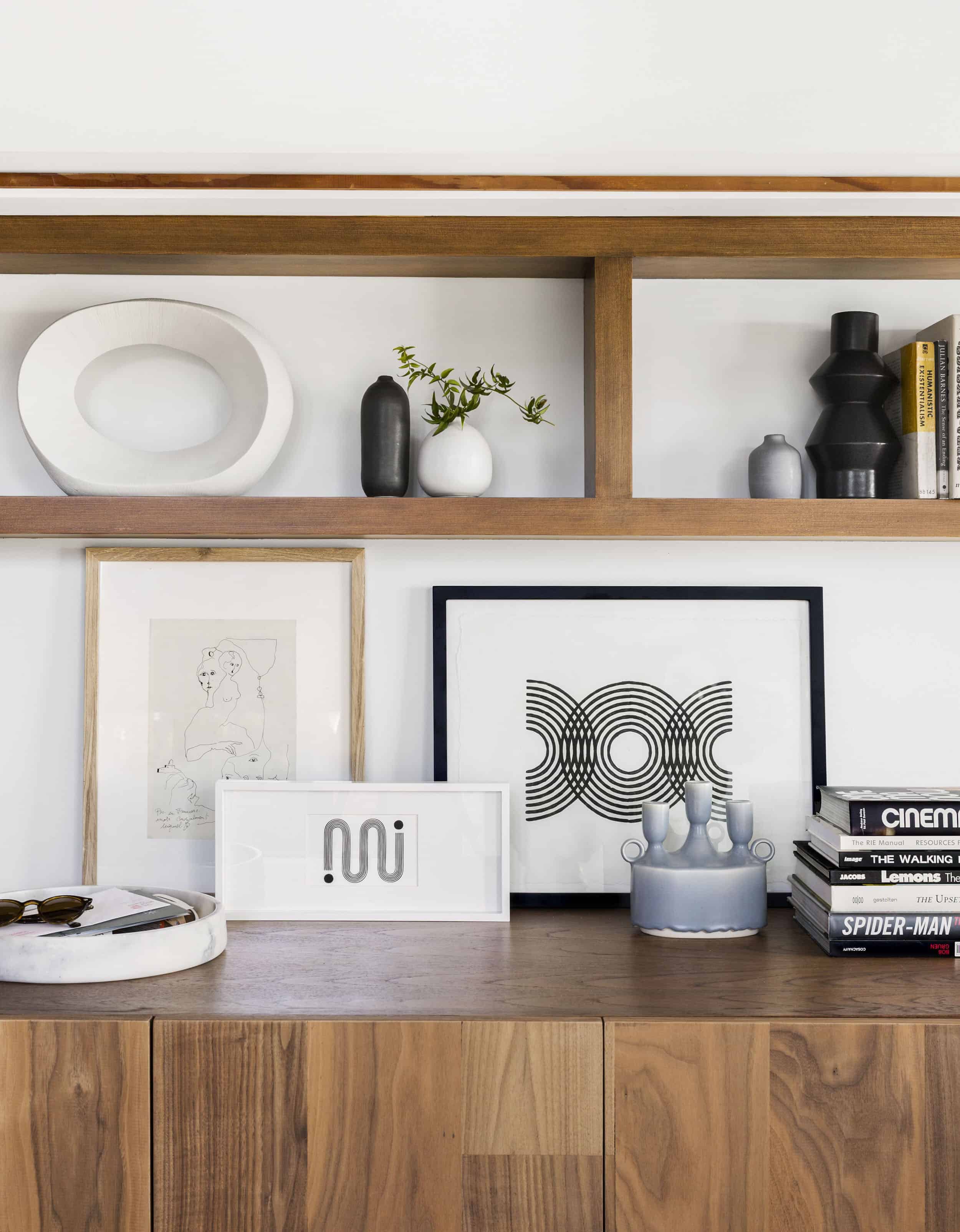 Emily Henderson Corbette Crypton 70s Modern Organic Entry Way 4