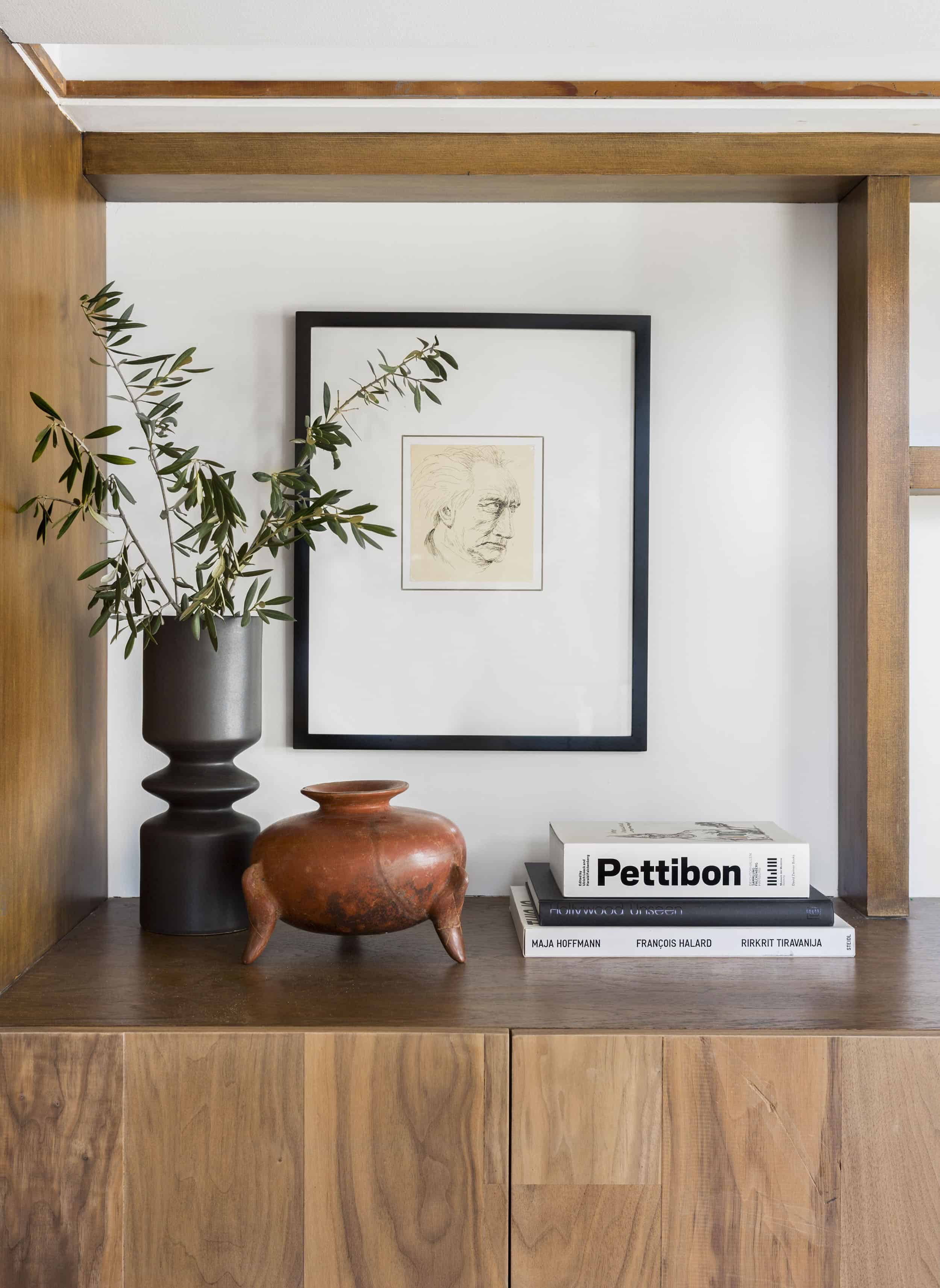 Emily Henderson Corbette Crypton 70s Modern Organic Entry Way 5