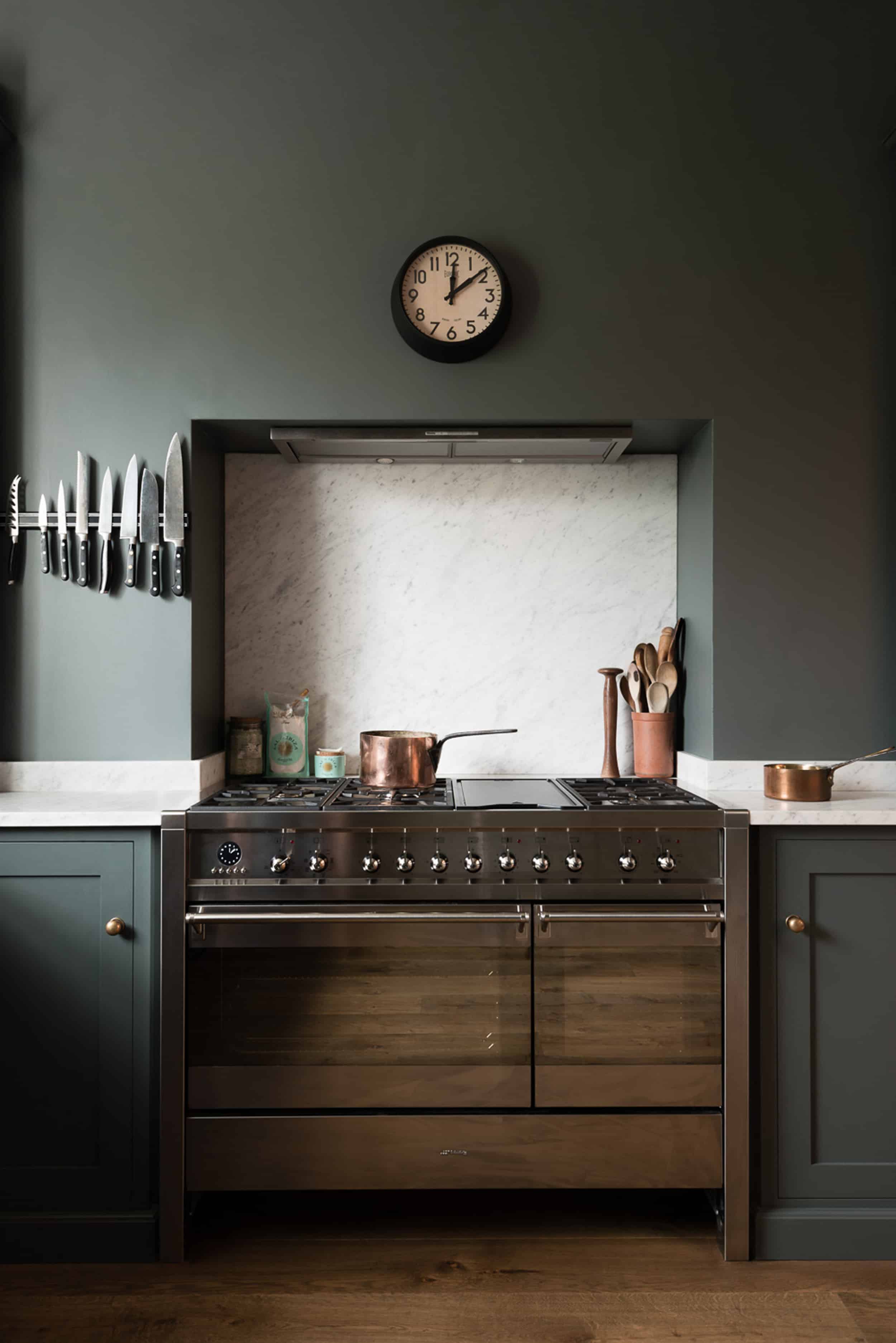 Emily Henderson Design Trends 2018 Kitchen Hidden Hood 05