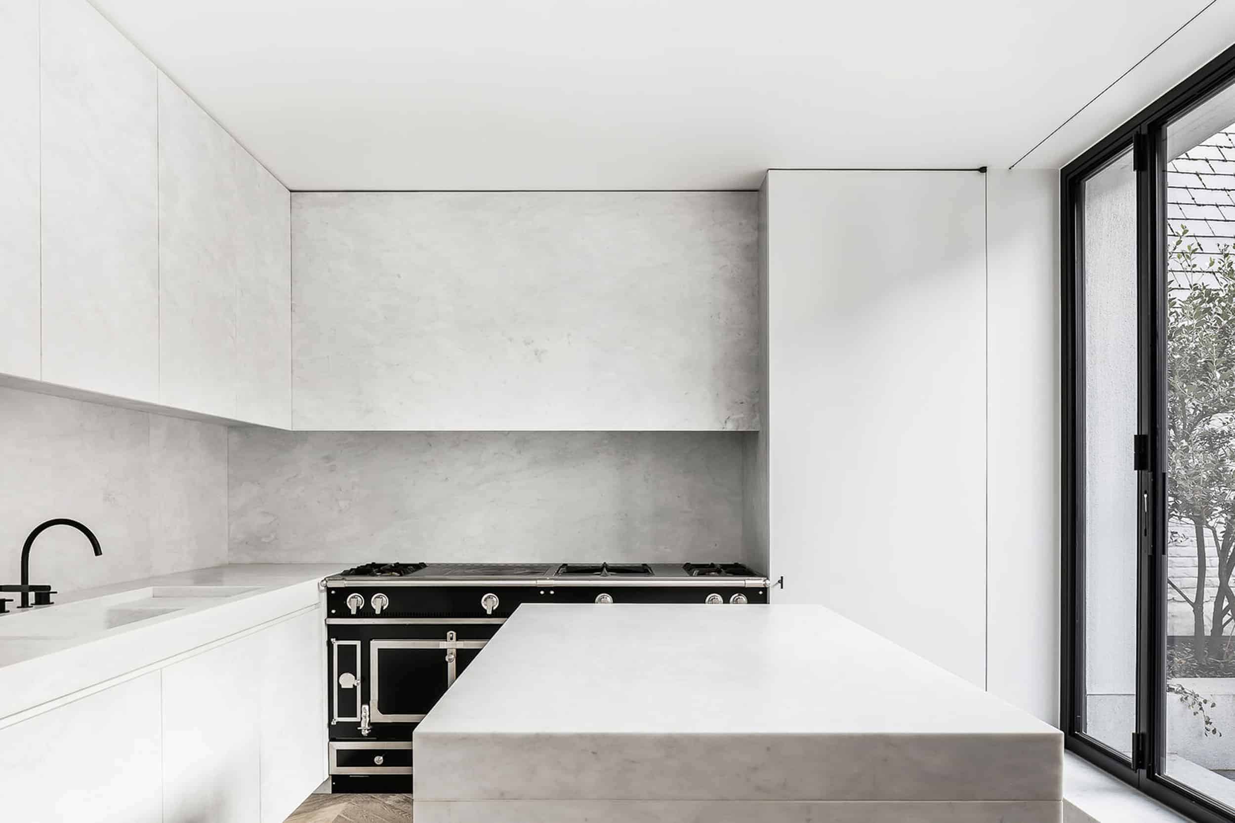 Emily Henderson Design Trends 2018 Kitchen Hidden Hood 06