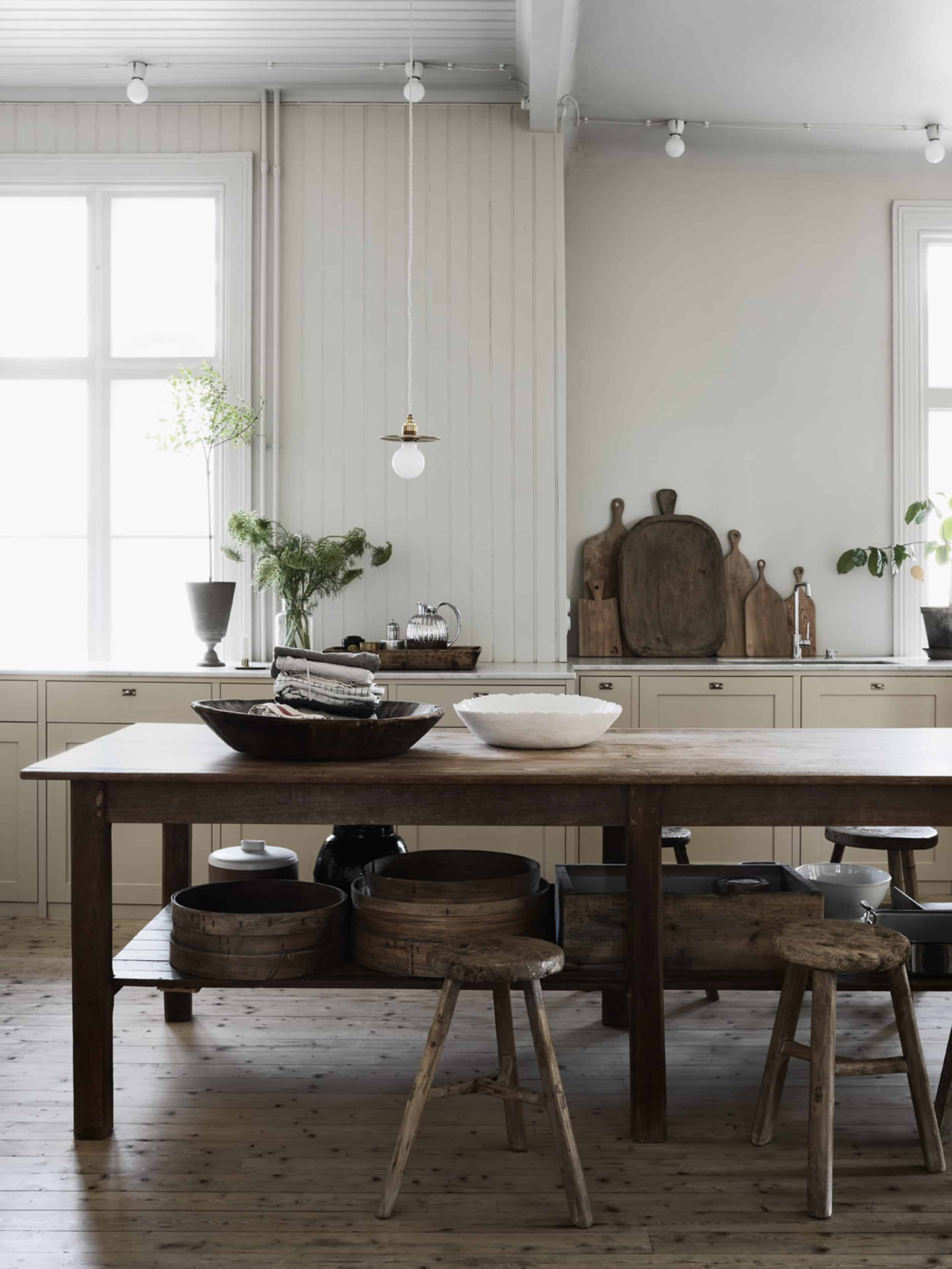 Emily Henderson Mountain Fixer Upper Style Rustic 02