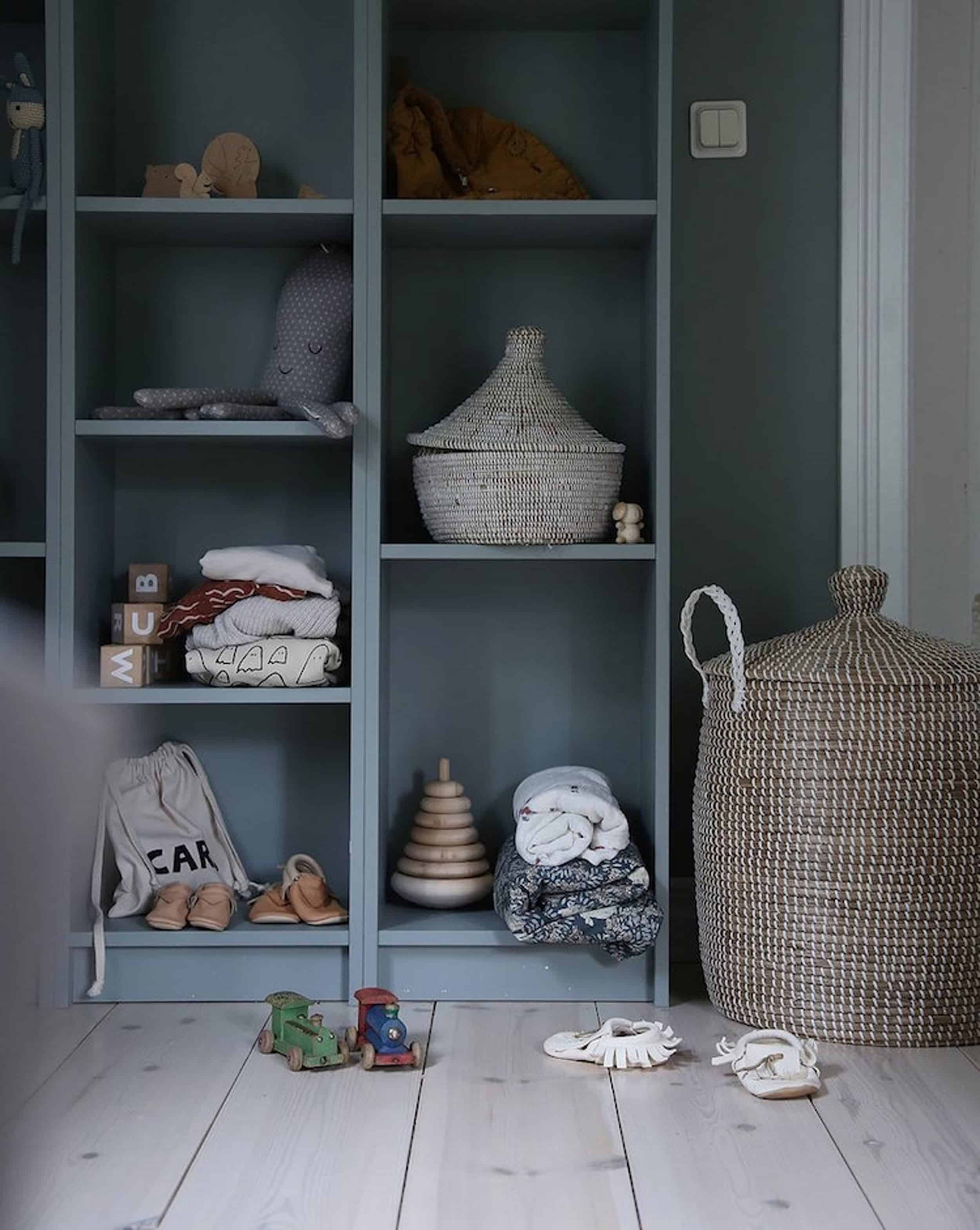 Emily Henderson Bedroom Living Room Colored Toned Walls Blue Green Grey13