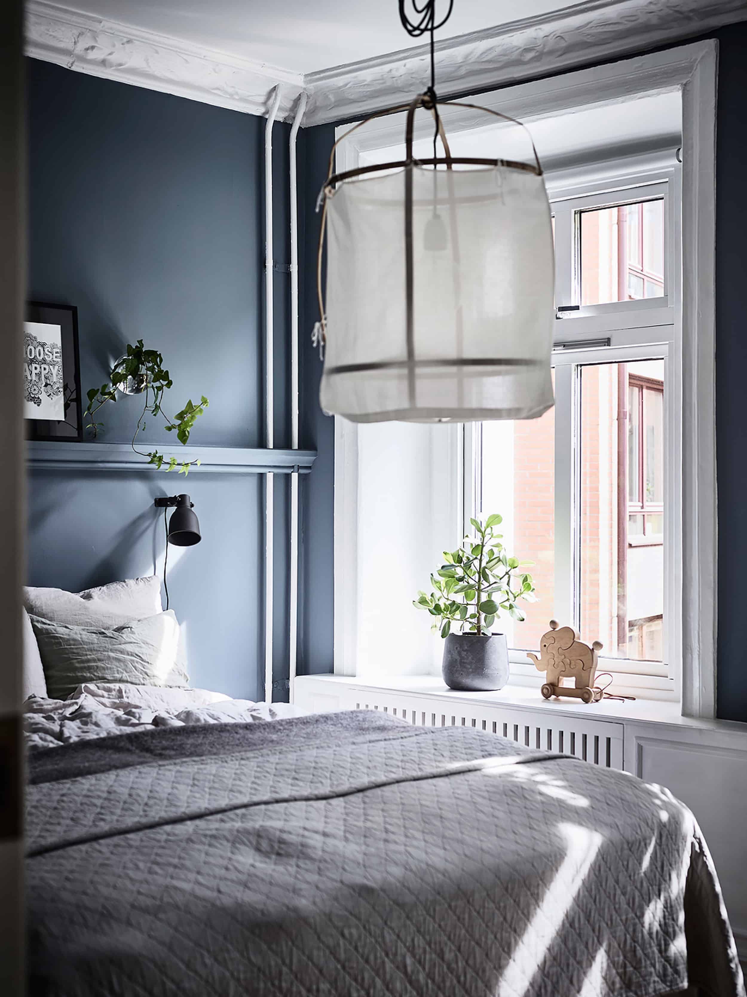 Emily Henderson Bedroom Living Room Colored Toned Walls Blue Green Grey Blue7