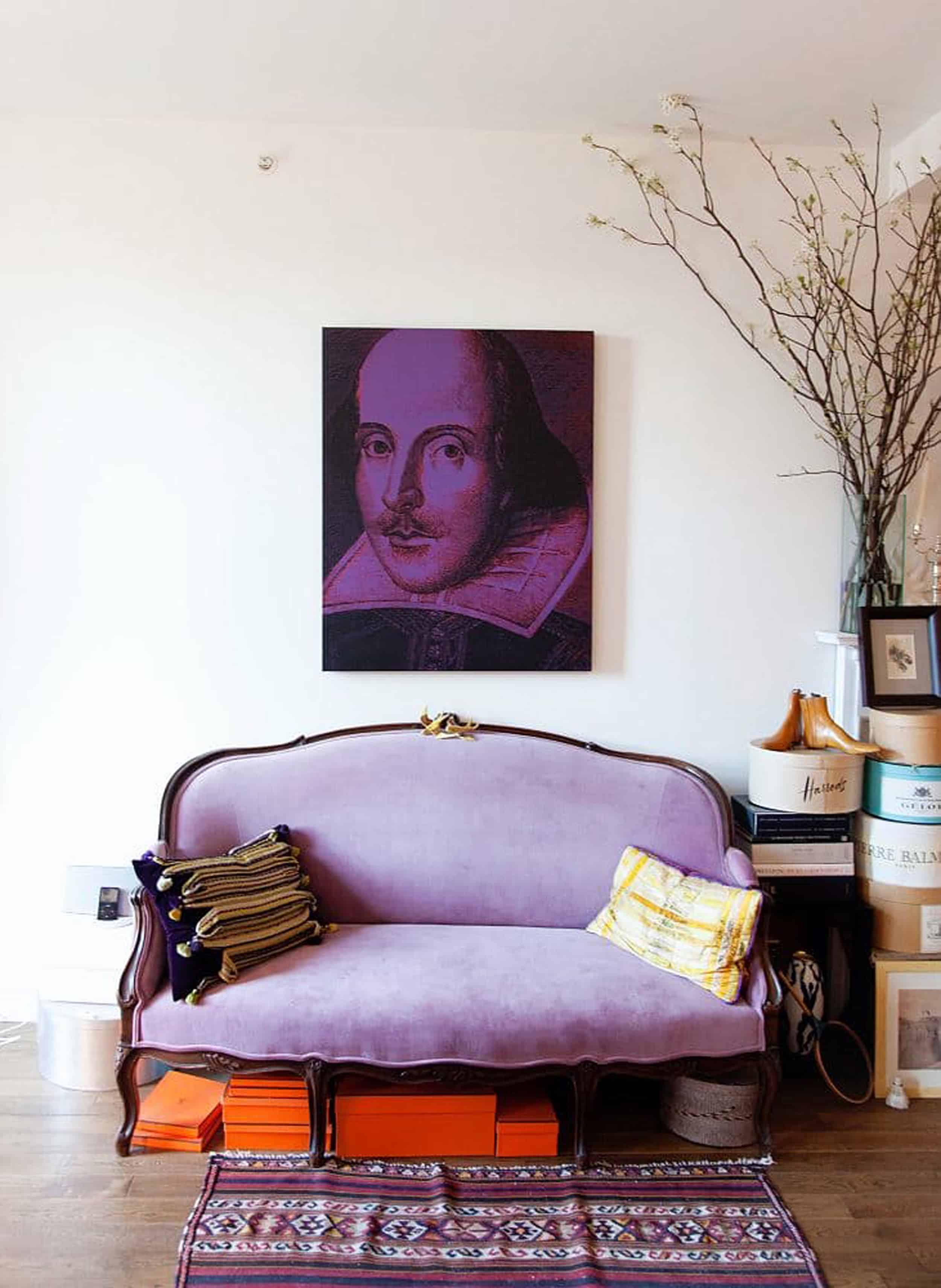 Modern Victorian Purple sofa settee shakespeare portrait