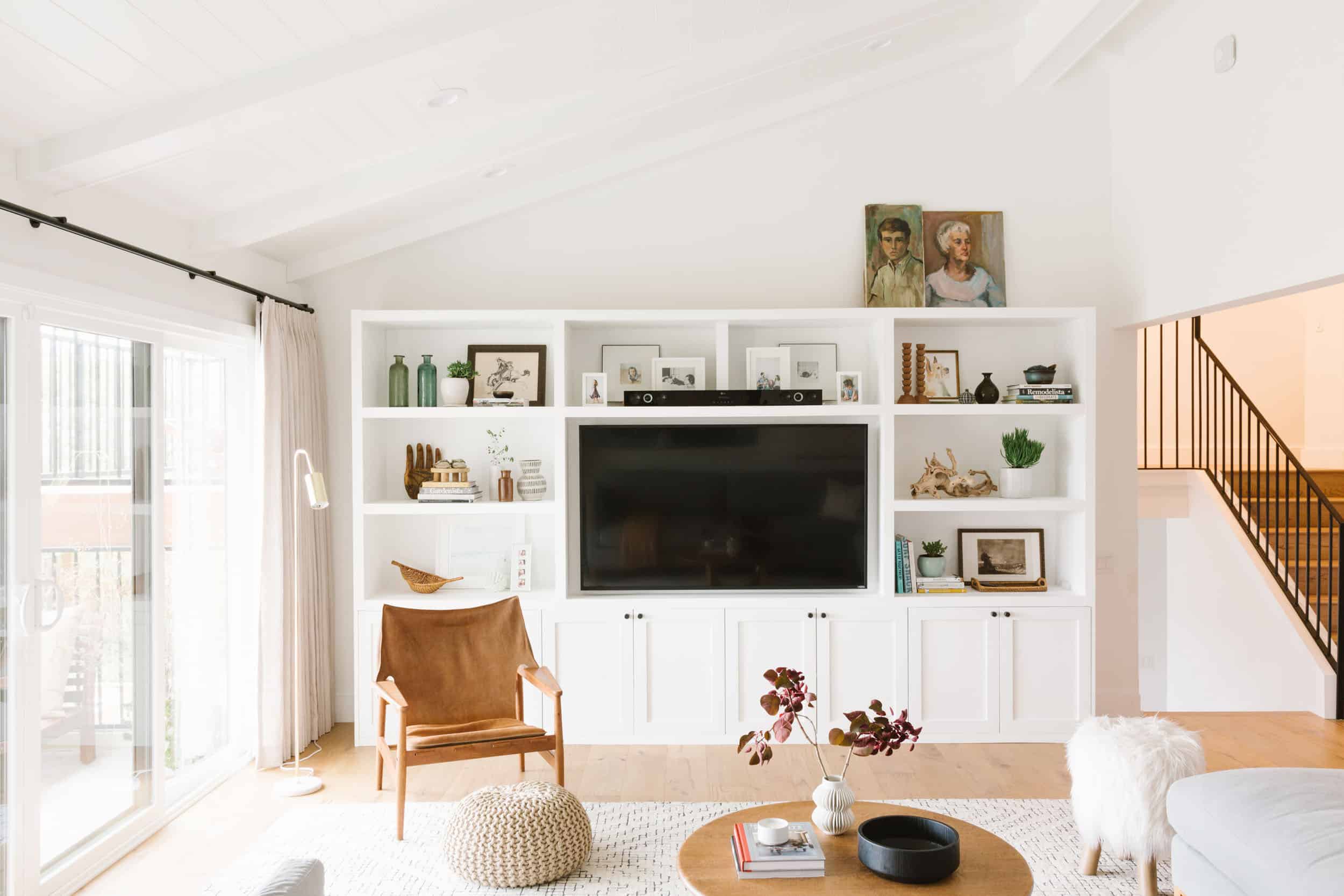 Samantha Gluck Emily Henderson Beautiful Tv Nook