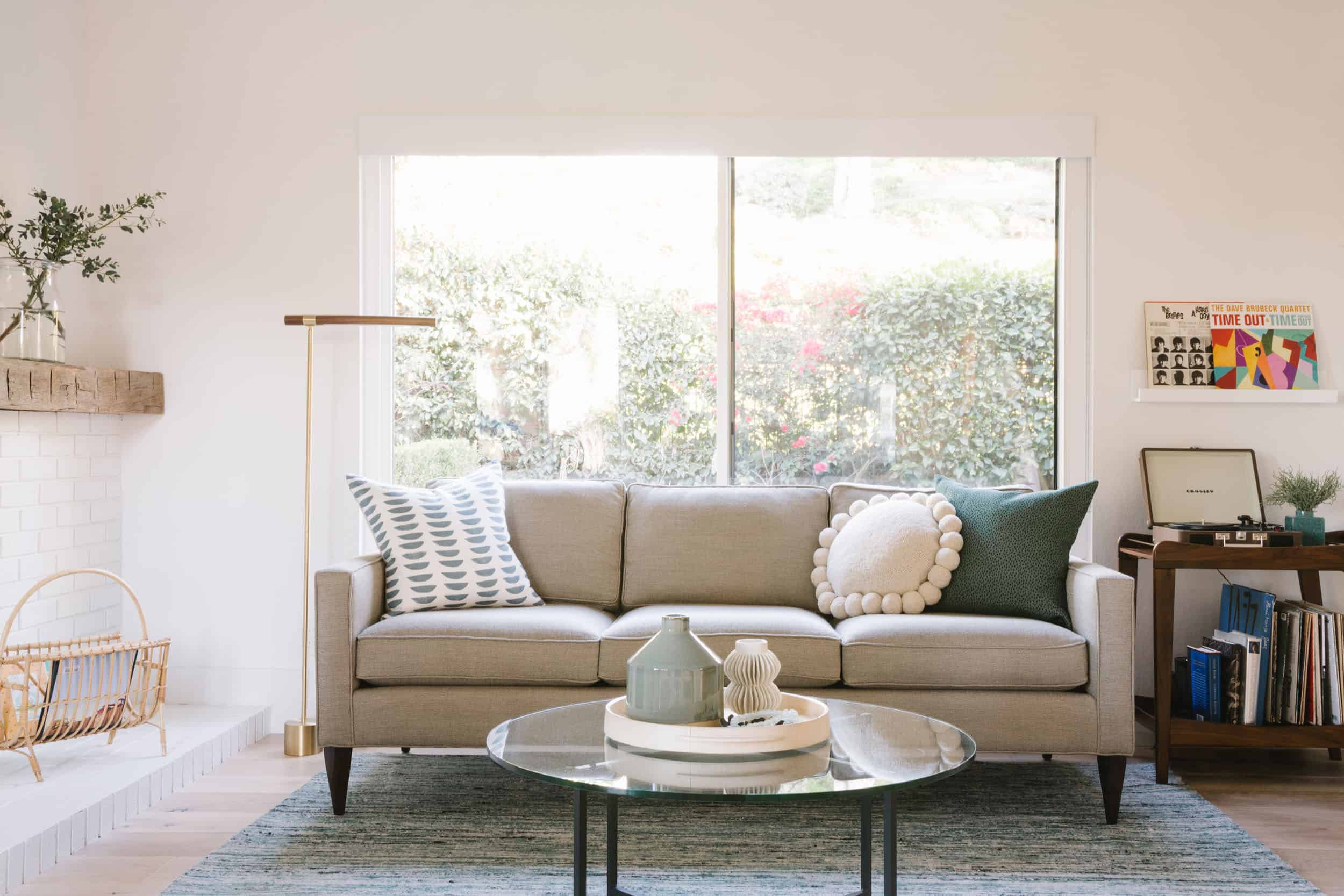 Samantha Gluck Emily Henderson Moden Eclectic Living Room1