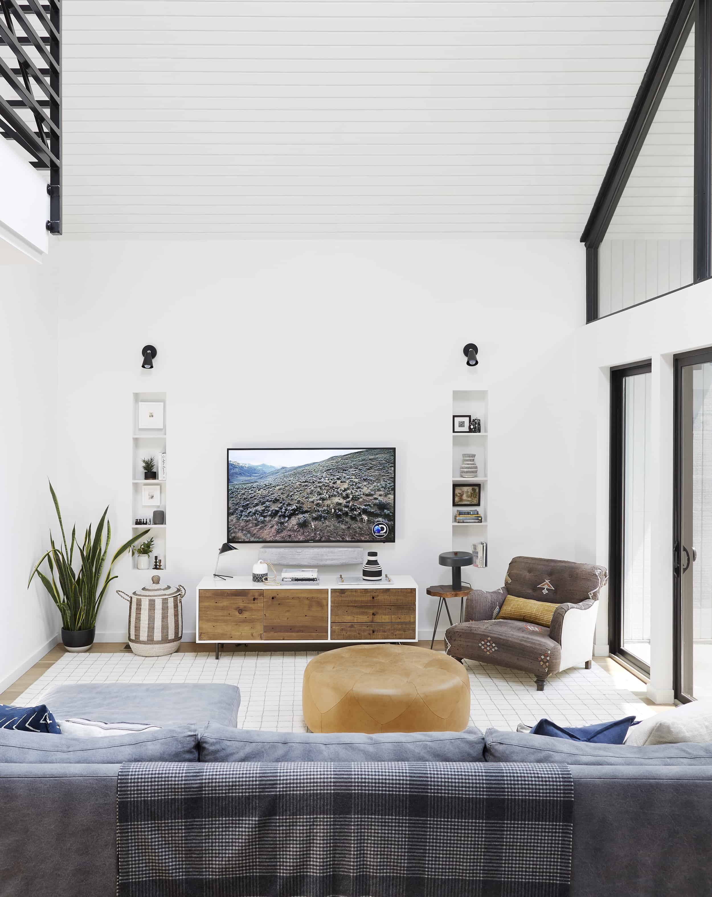 Bright Modern Kid Friendly Cozy Comfortable Family Tv Room Emily Henderson10