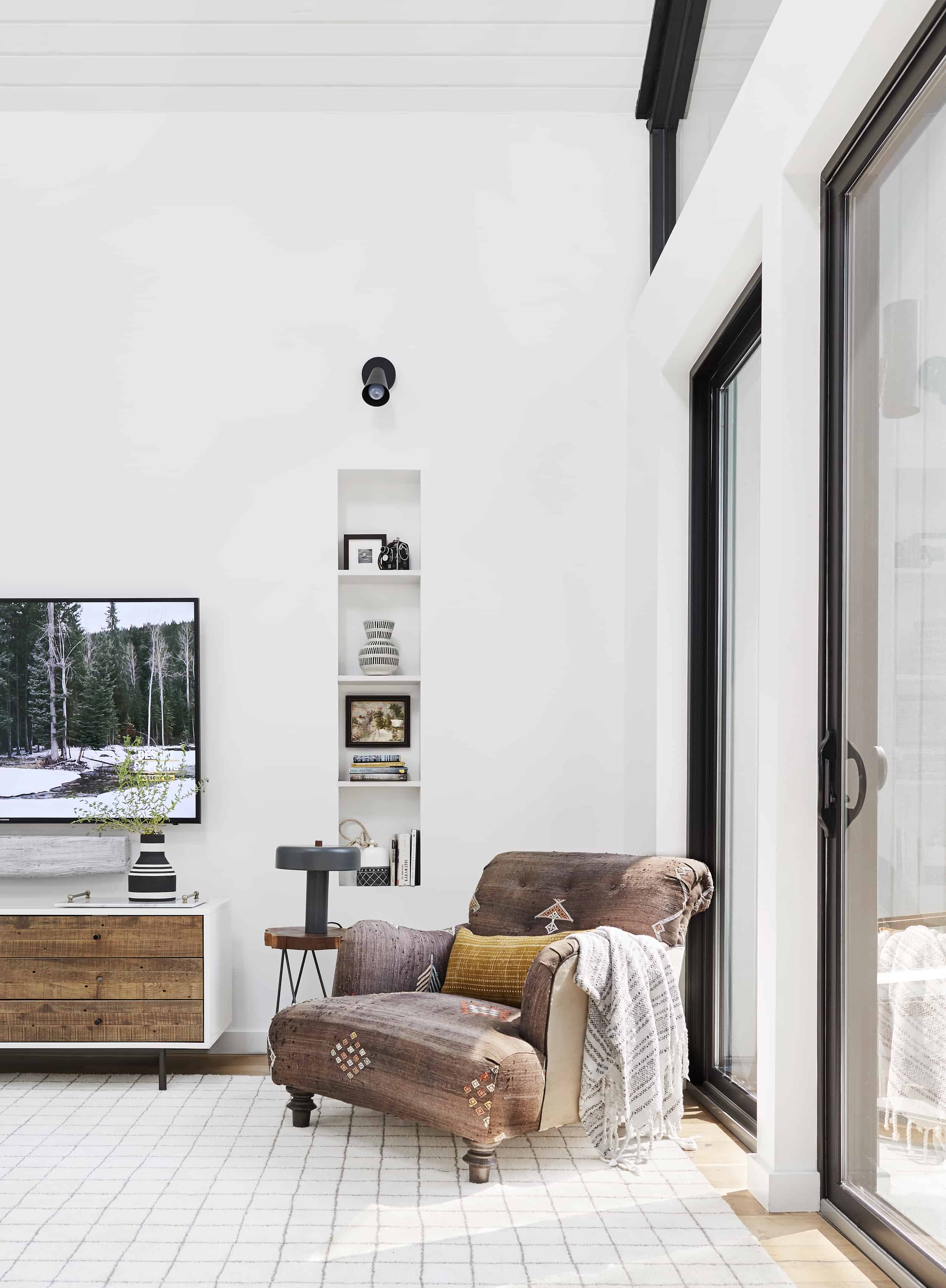 Bright Modern Kid Friendly Cozy Comfortable Family Tv Room Emily Henderson2