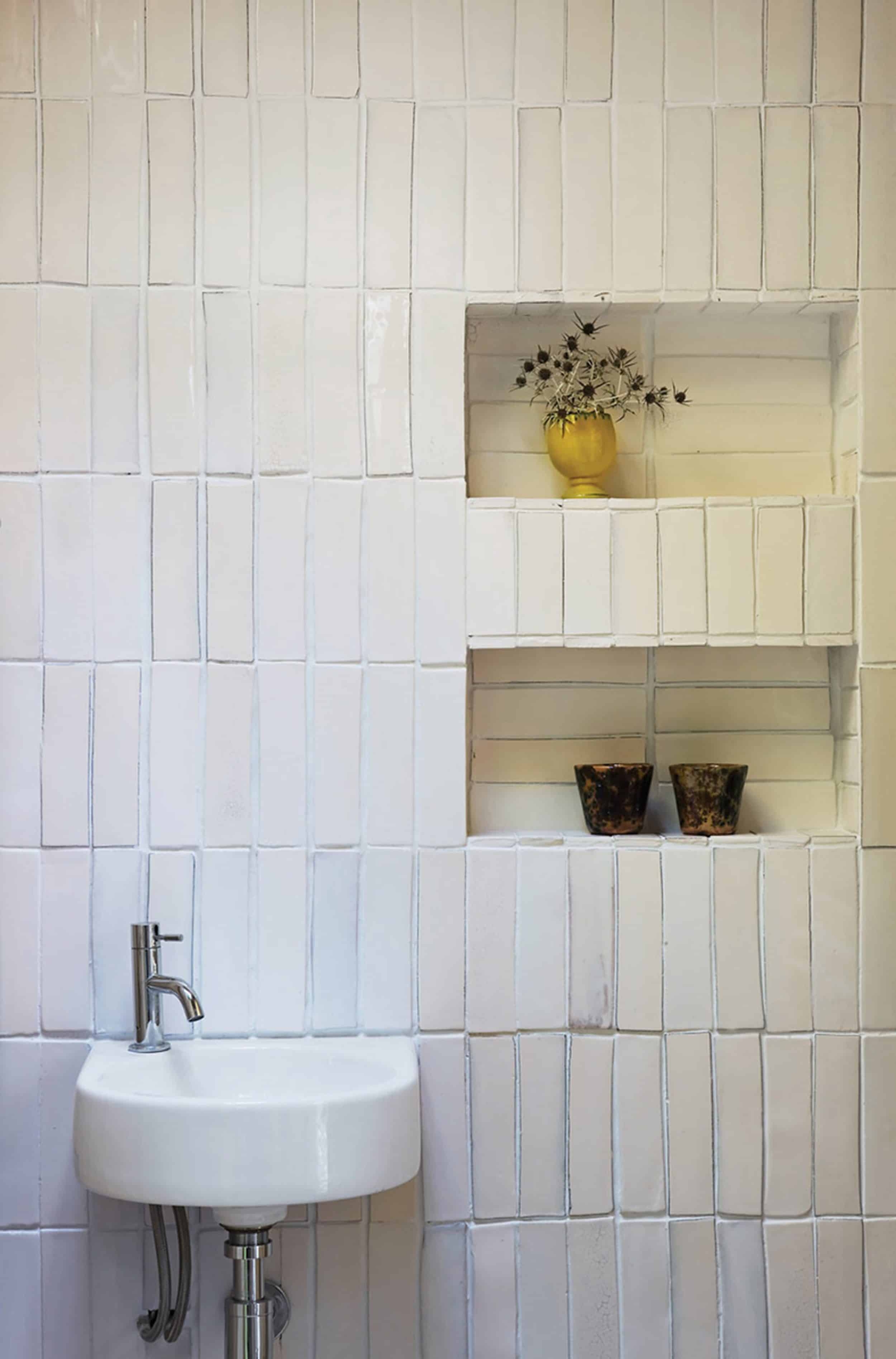 Subway Tile Bathroom Trends