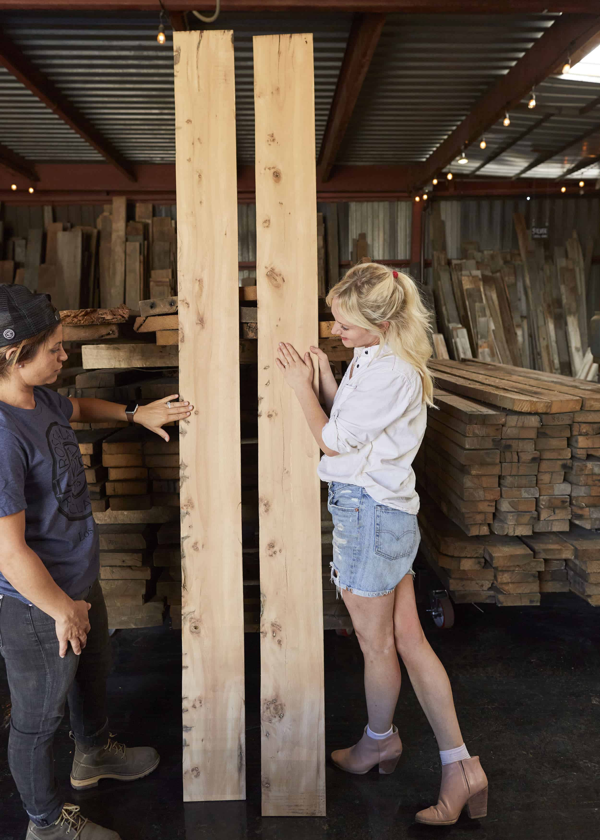Emily Henderson Mountain House Ross Allan Reclaimed Wood50