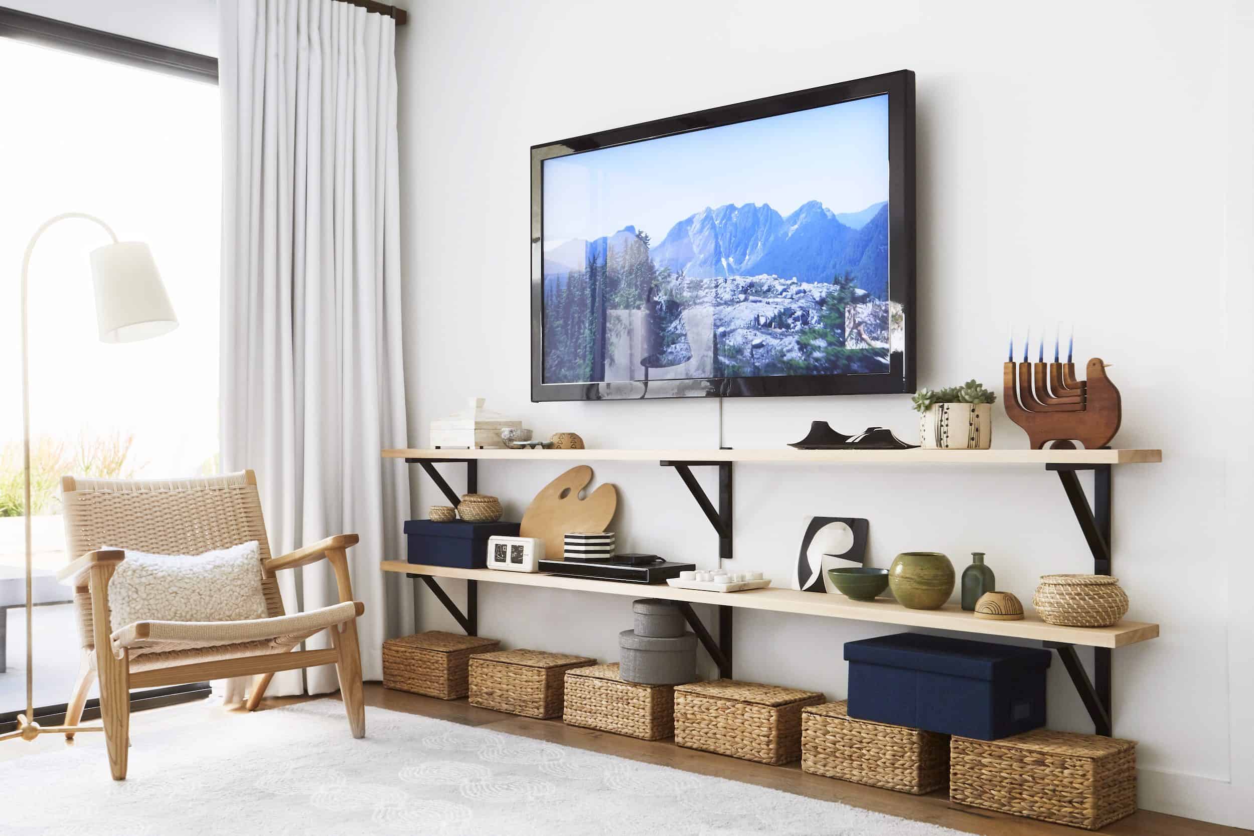 Orlando Soria Open Shelving
