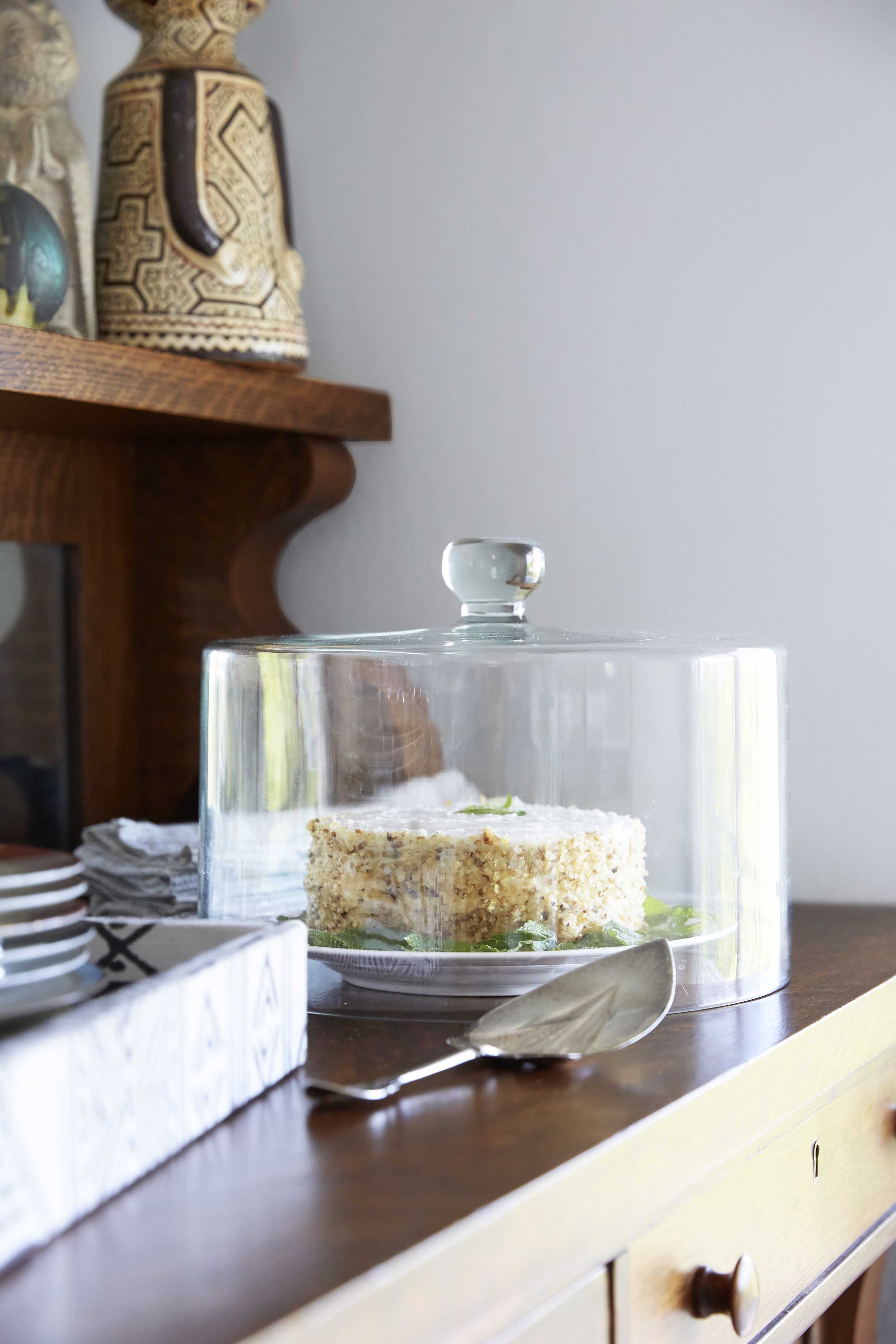 Dining Room Details 050
