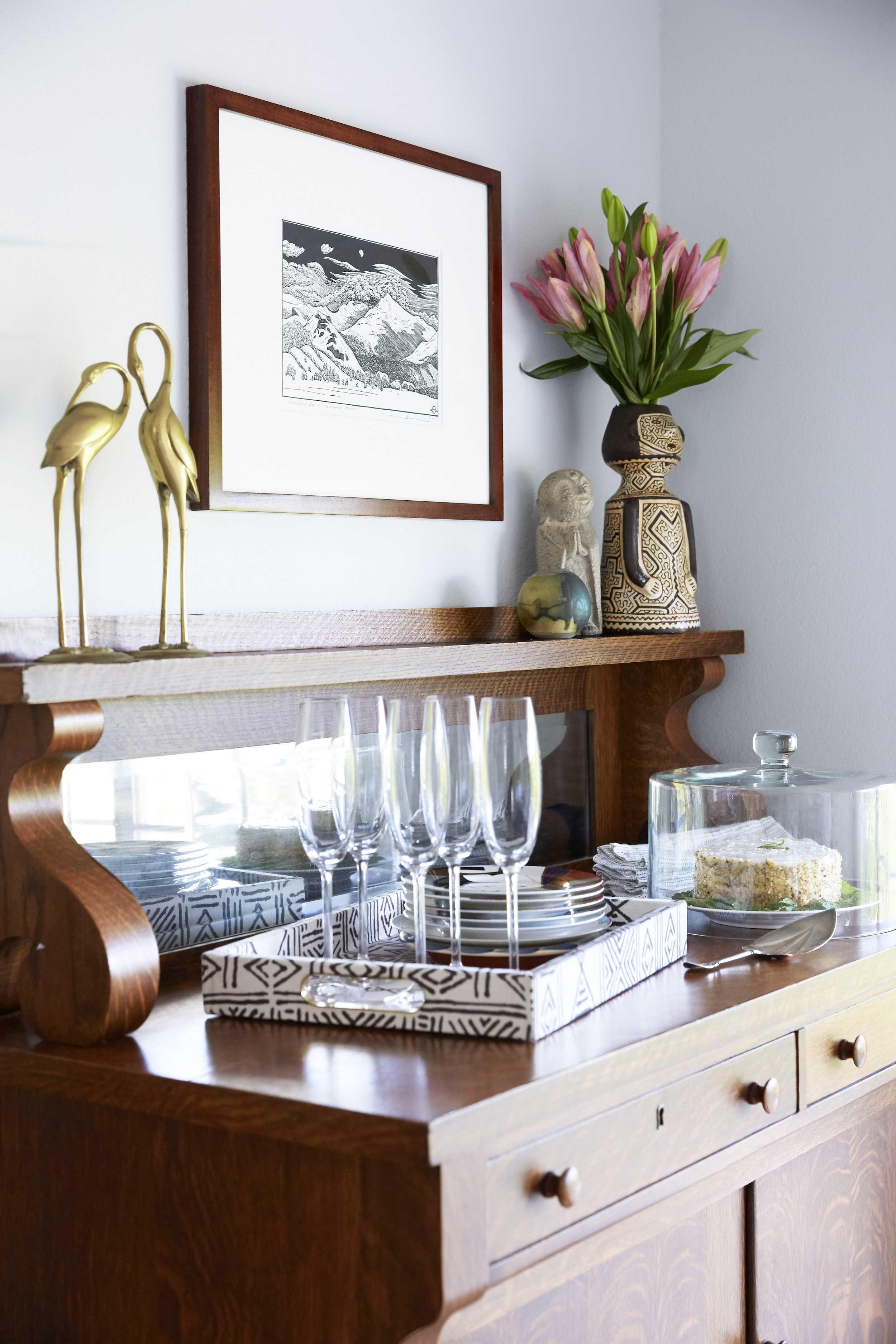 Dining Room Details 065