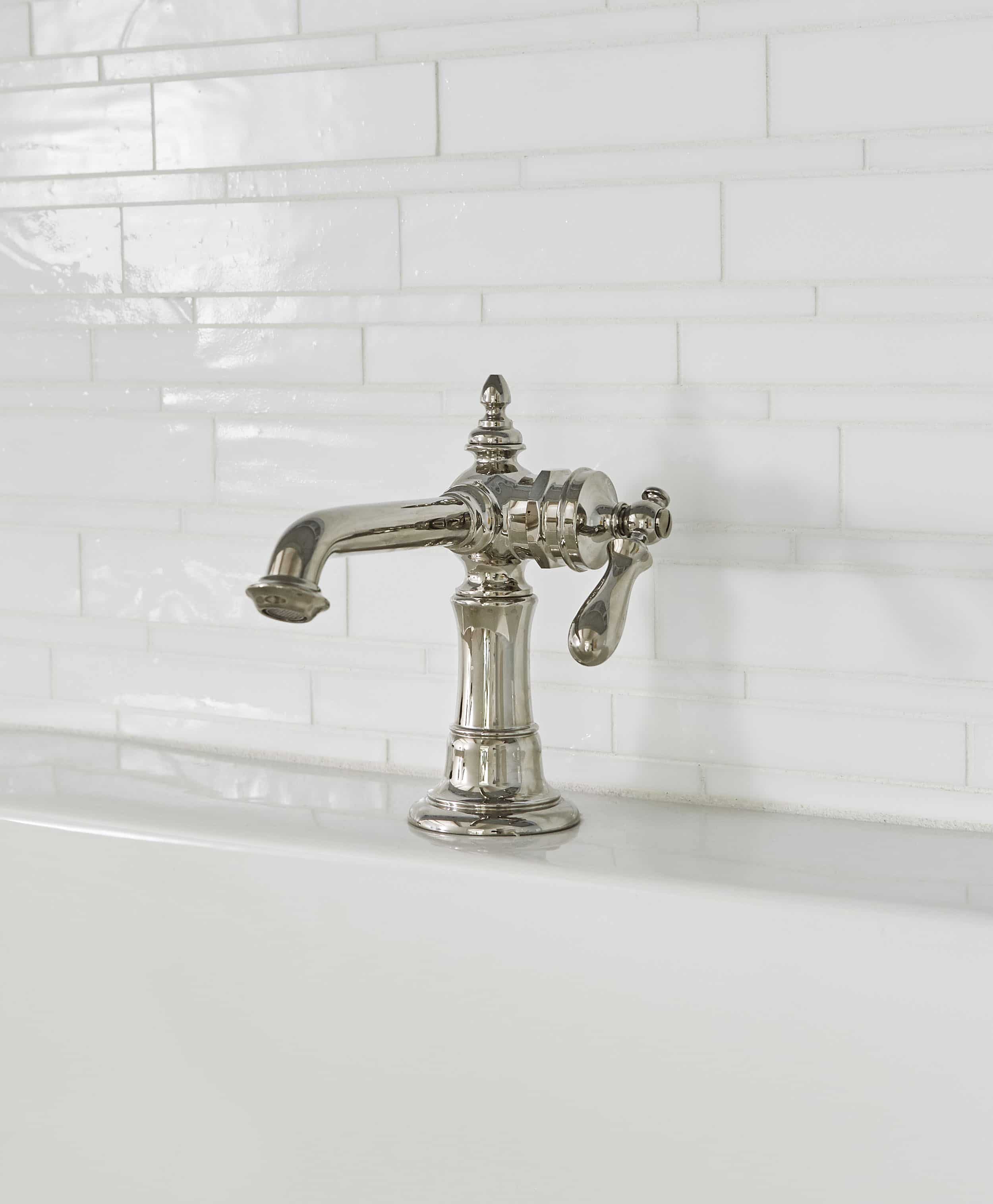 Emily Henderson Portland Traditional Laundry Room3
