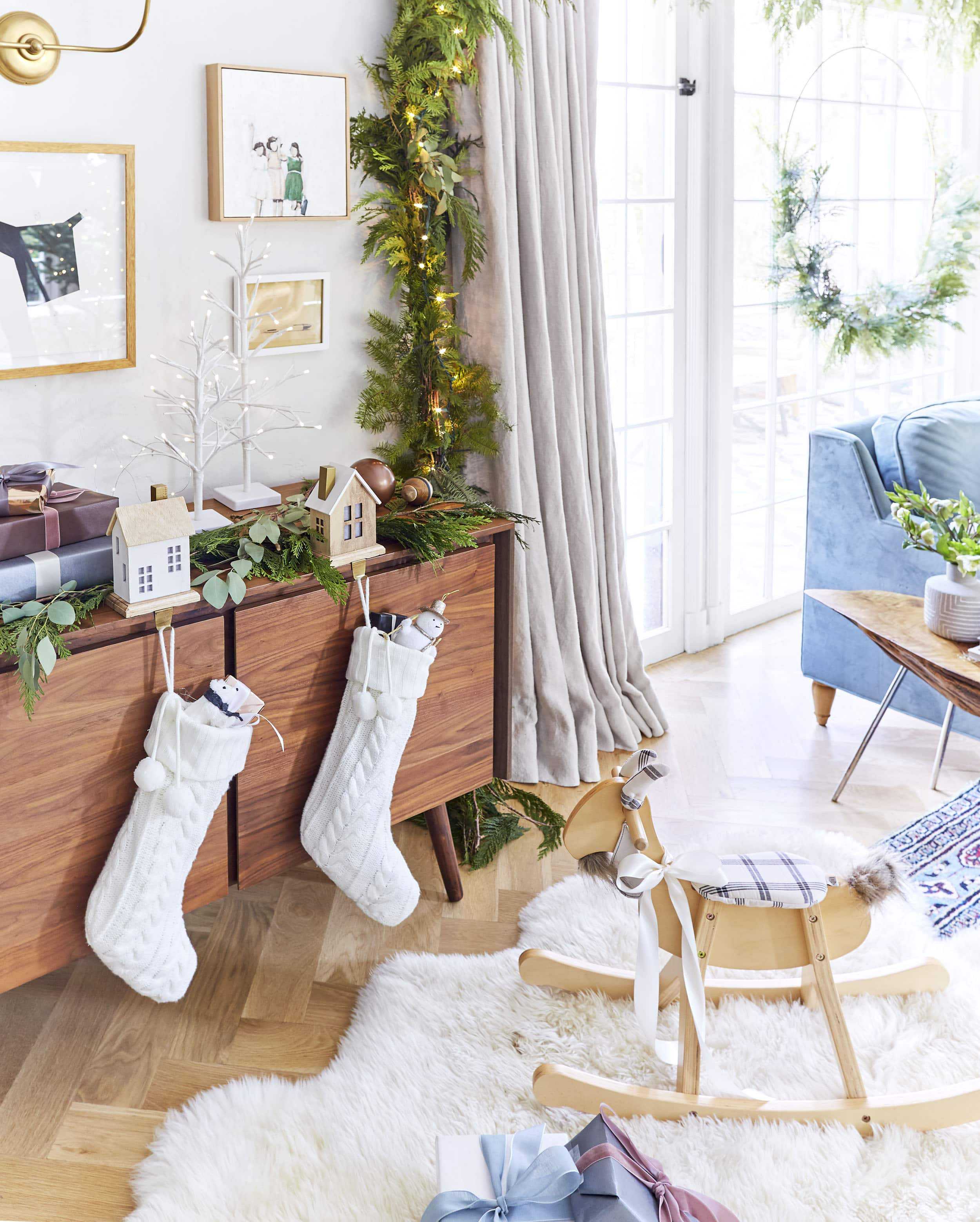 Emily Henderson Waverly 2018 Holiday 6