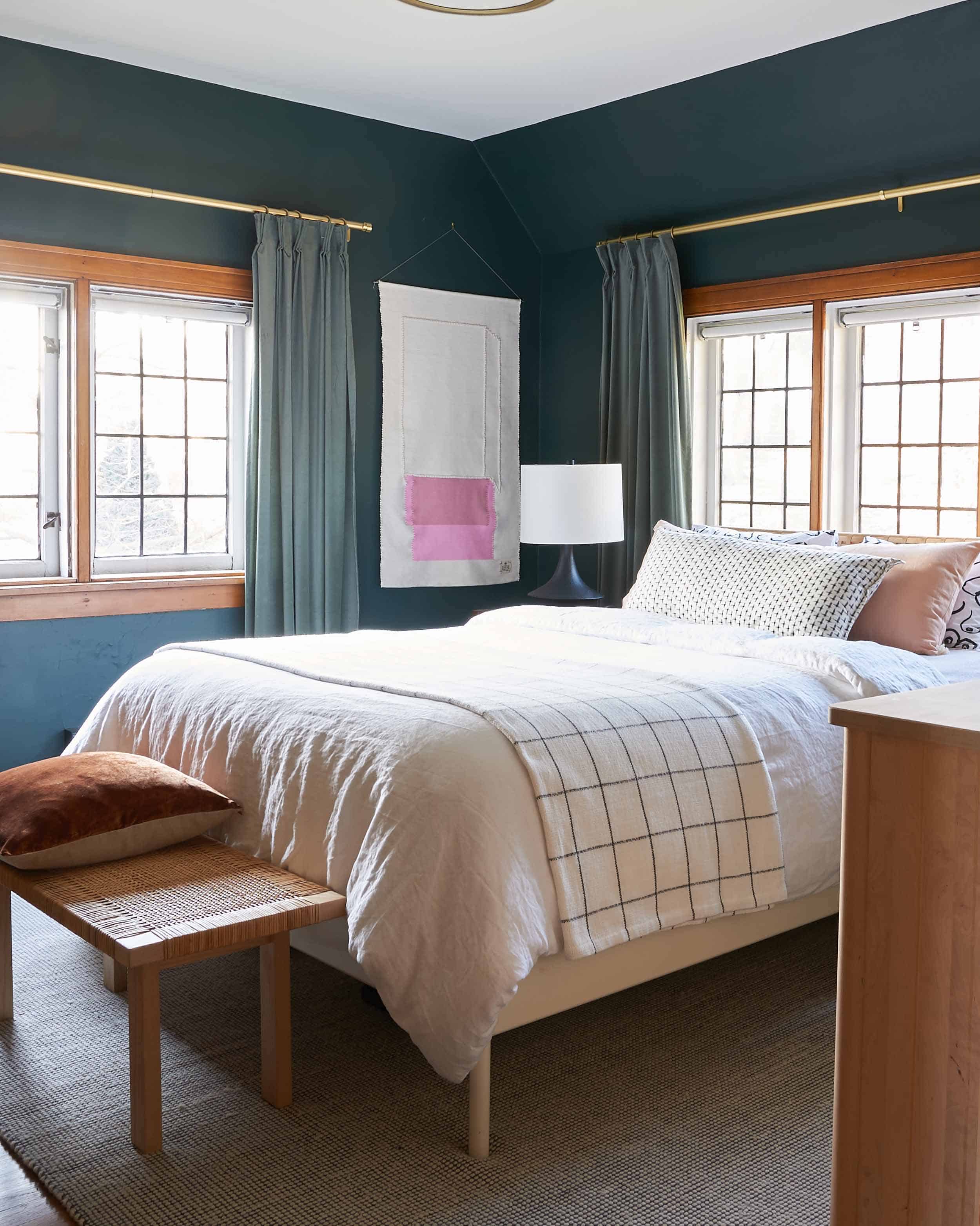 Ehd House Tour Emily Cosnotti Guestbedroom 001