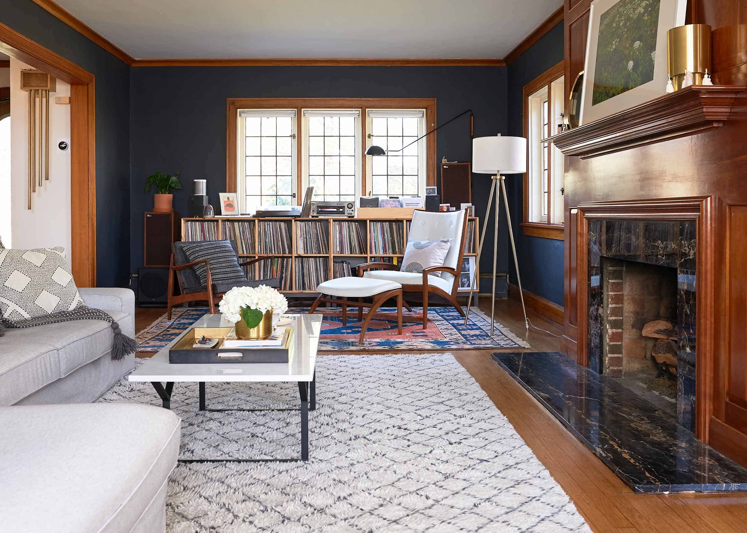 Ehd House Tour Emily Cosnotti Livingroom 002
