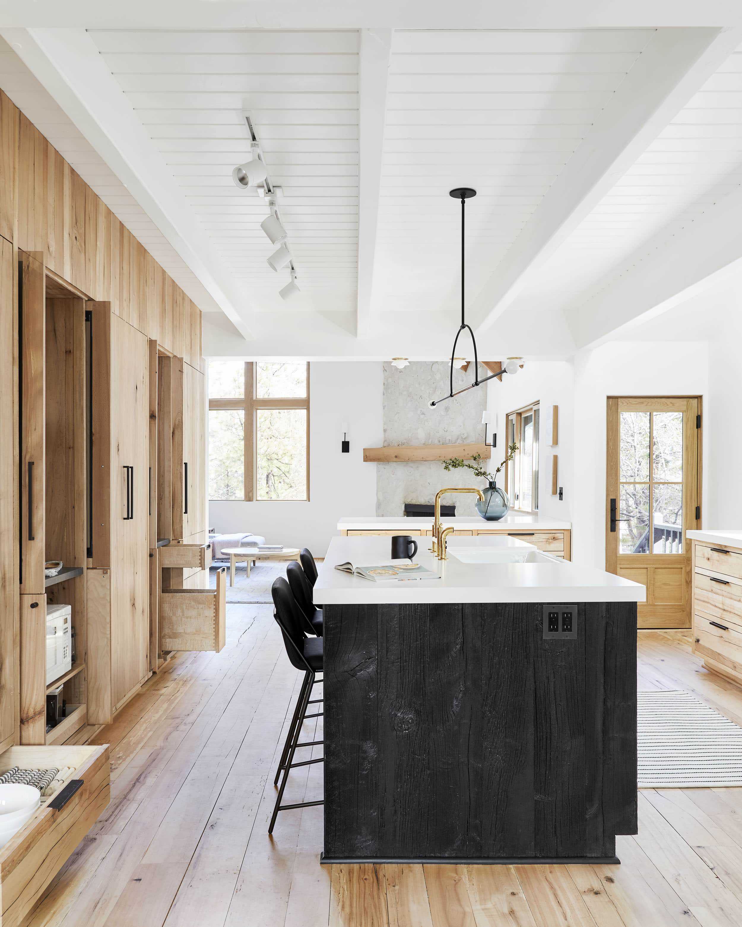 Emily Henderson Mountain House Kitchen Lores13
