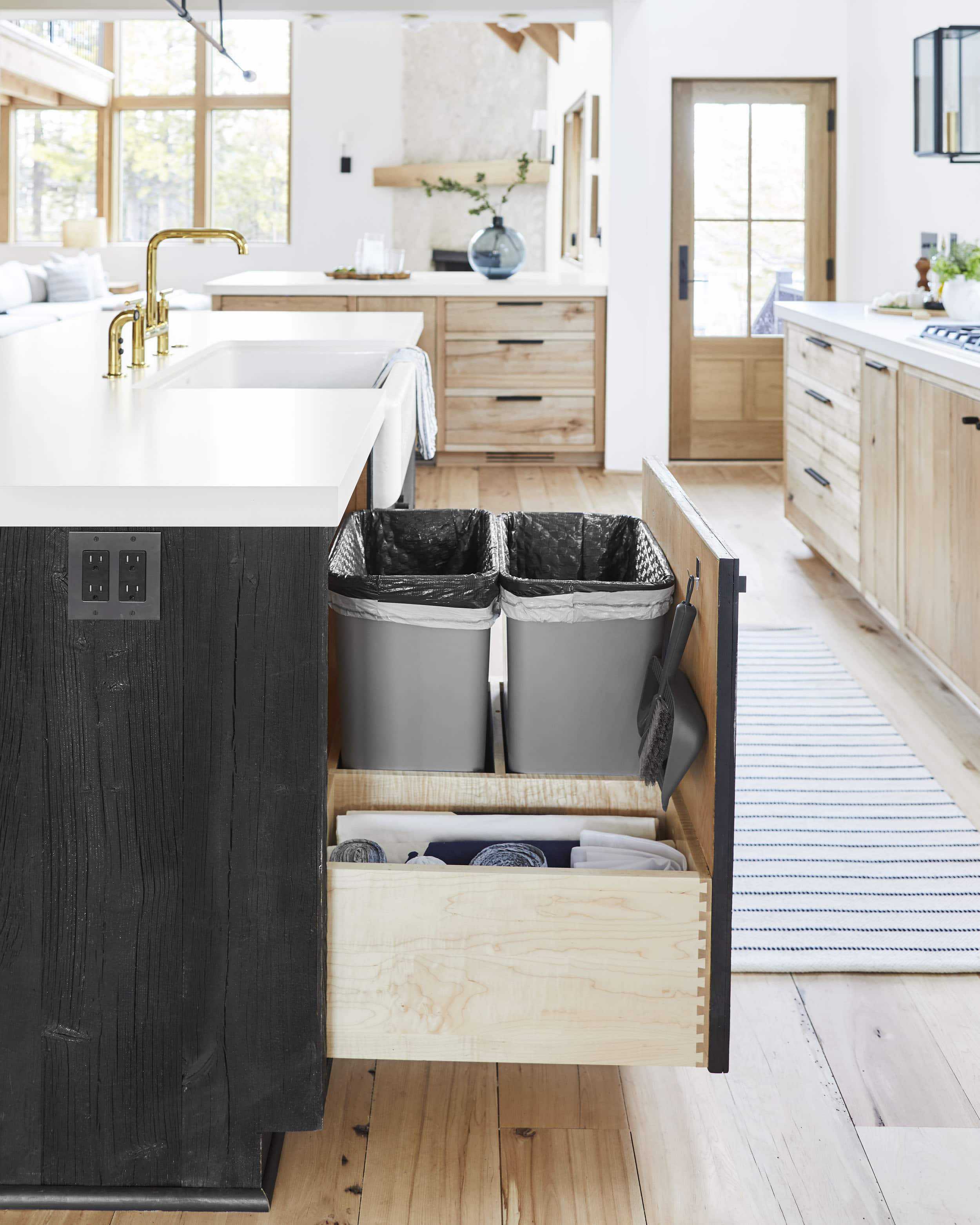Emily Henderson Mountain House Kitchen Lores51