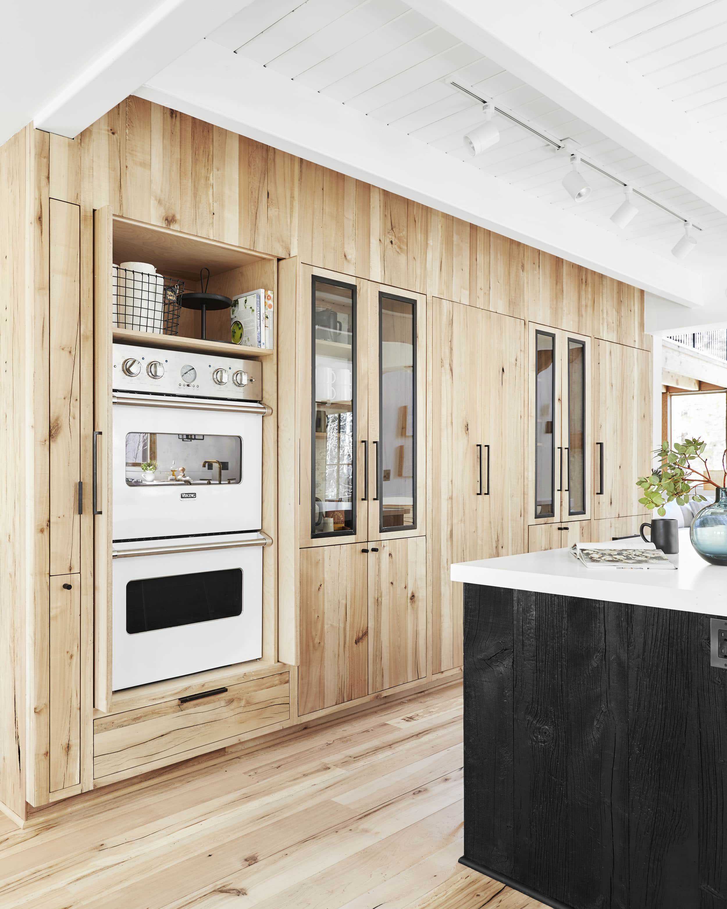 Emily Henderson viking appliances3