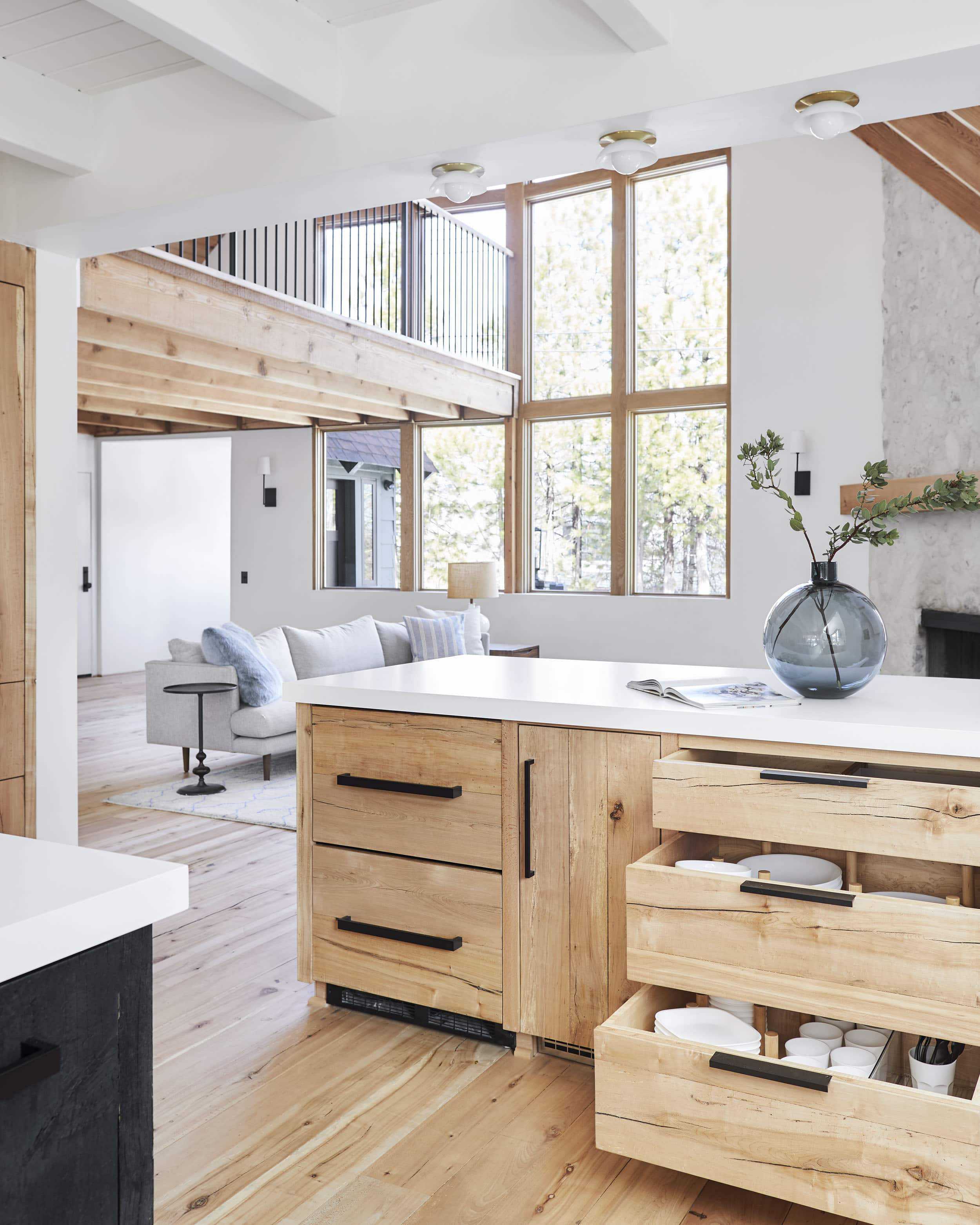 Emily Henderson Mountain House Kitchen Lores70