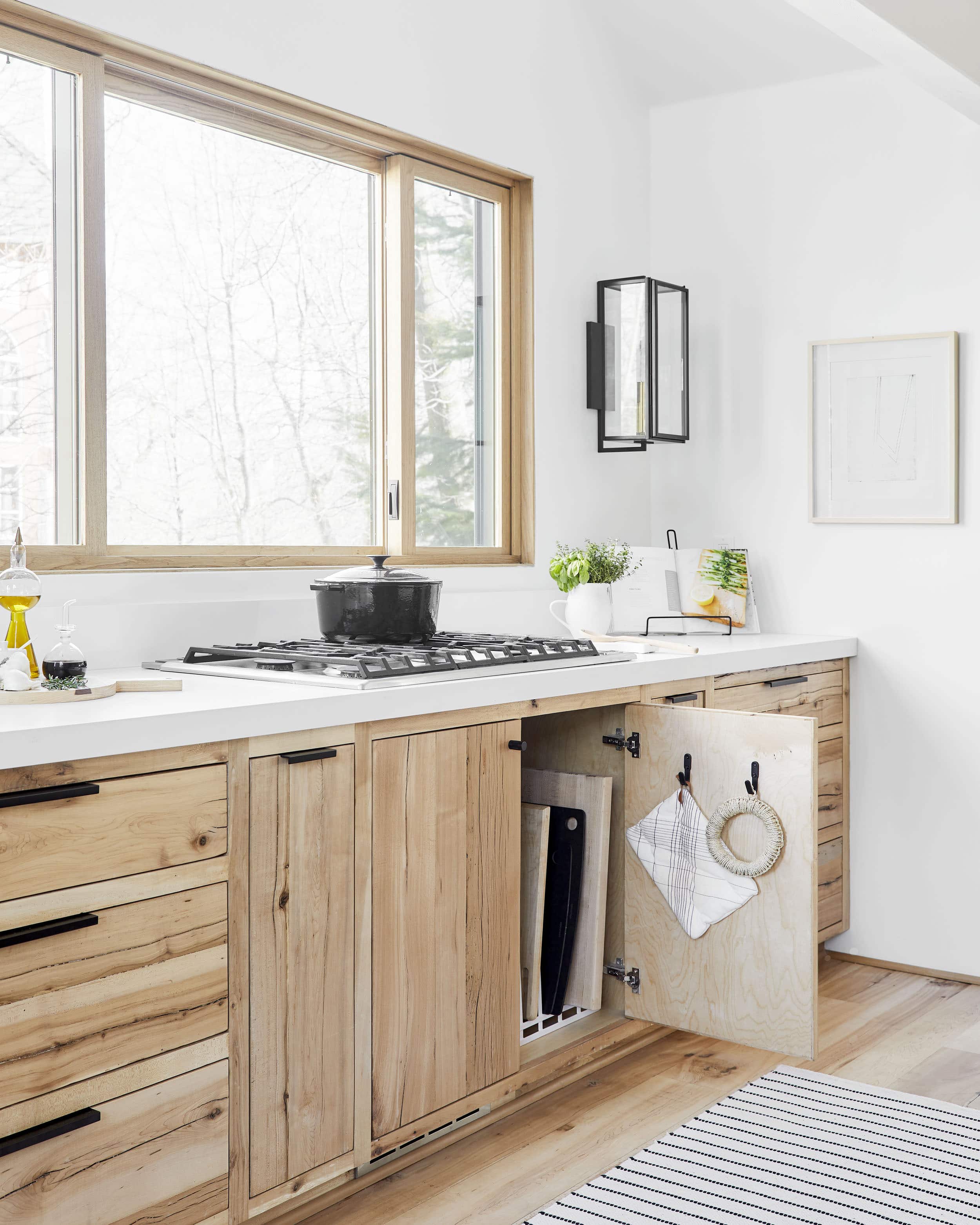 Emily Henderson Mountain House Kitchen Lores89