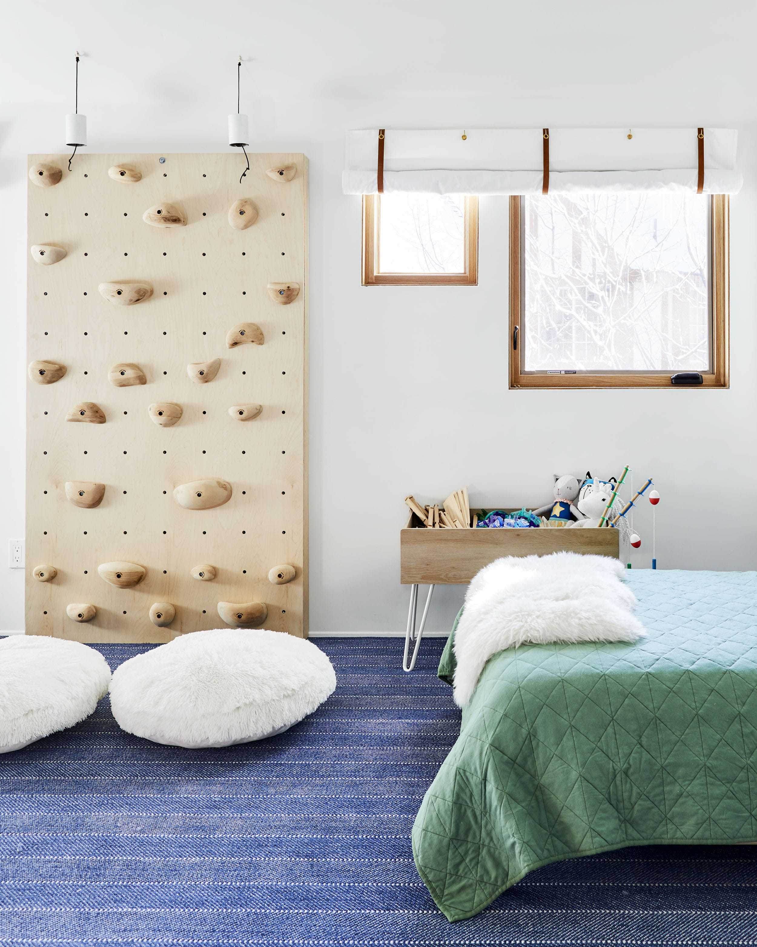Emily Henderson Mountain Pillowfort Kids Room14 01