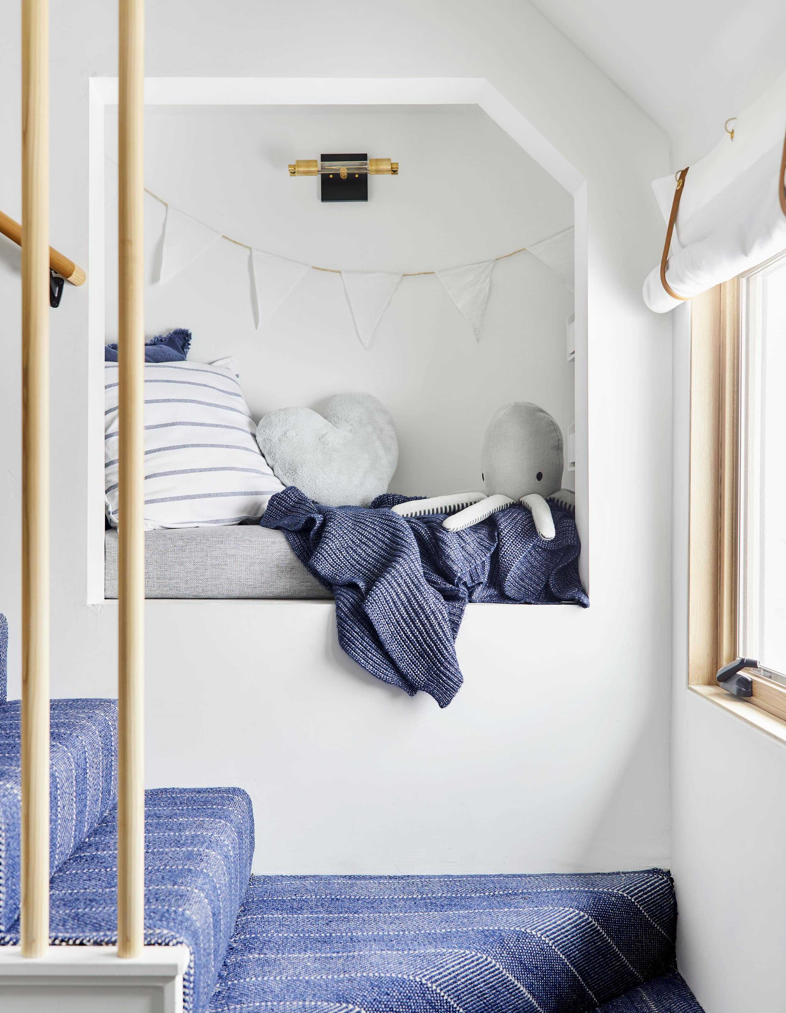 Emily Henderson Mountain Pillowfort Kids Room5 01