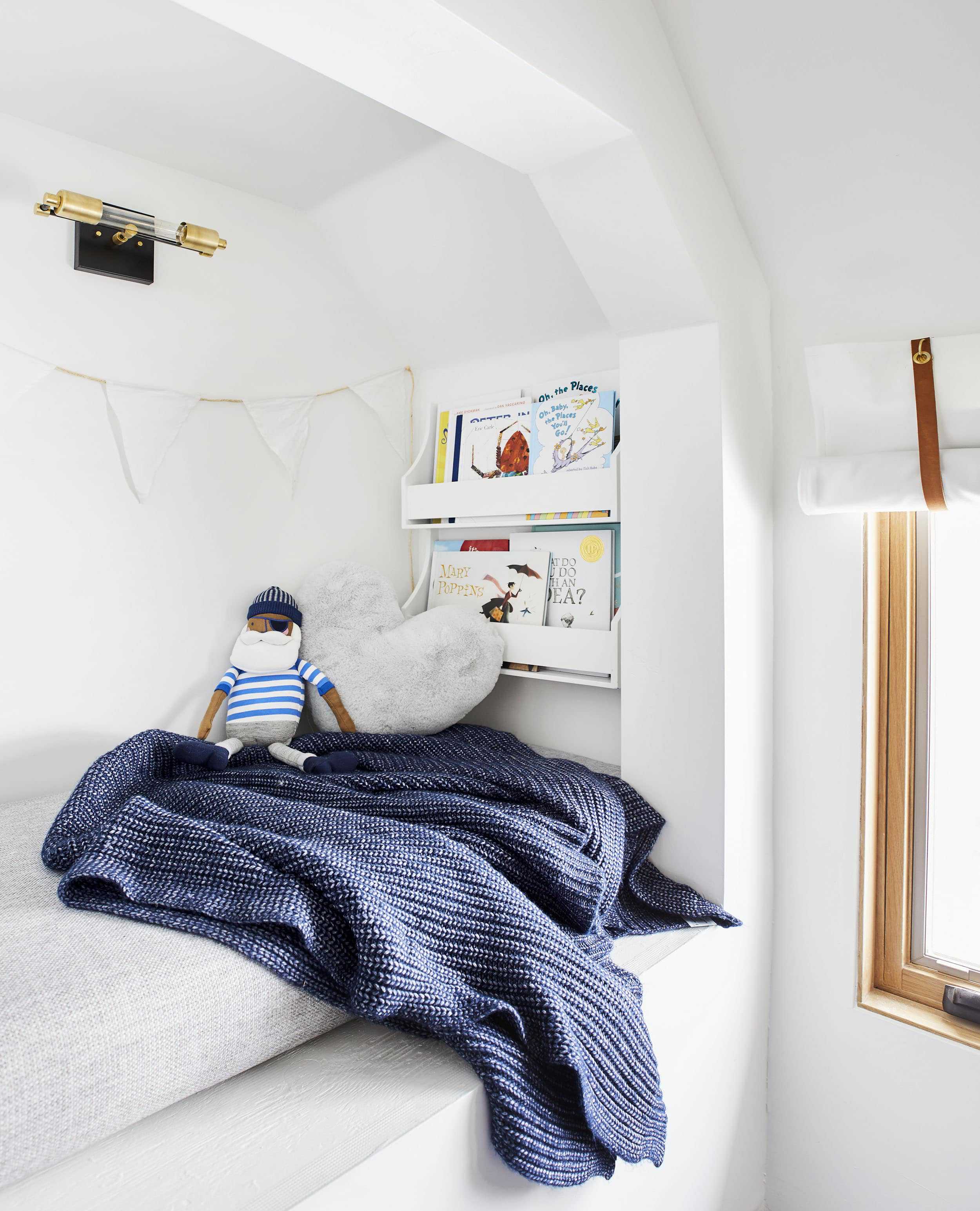 Emily Henderson Mountain Pillowfort Kids Room6 01