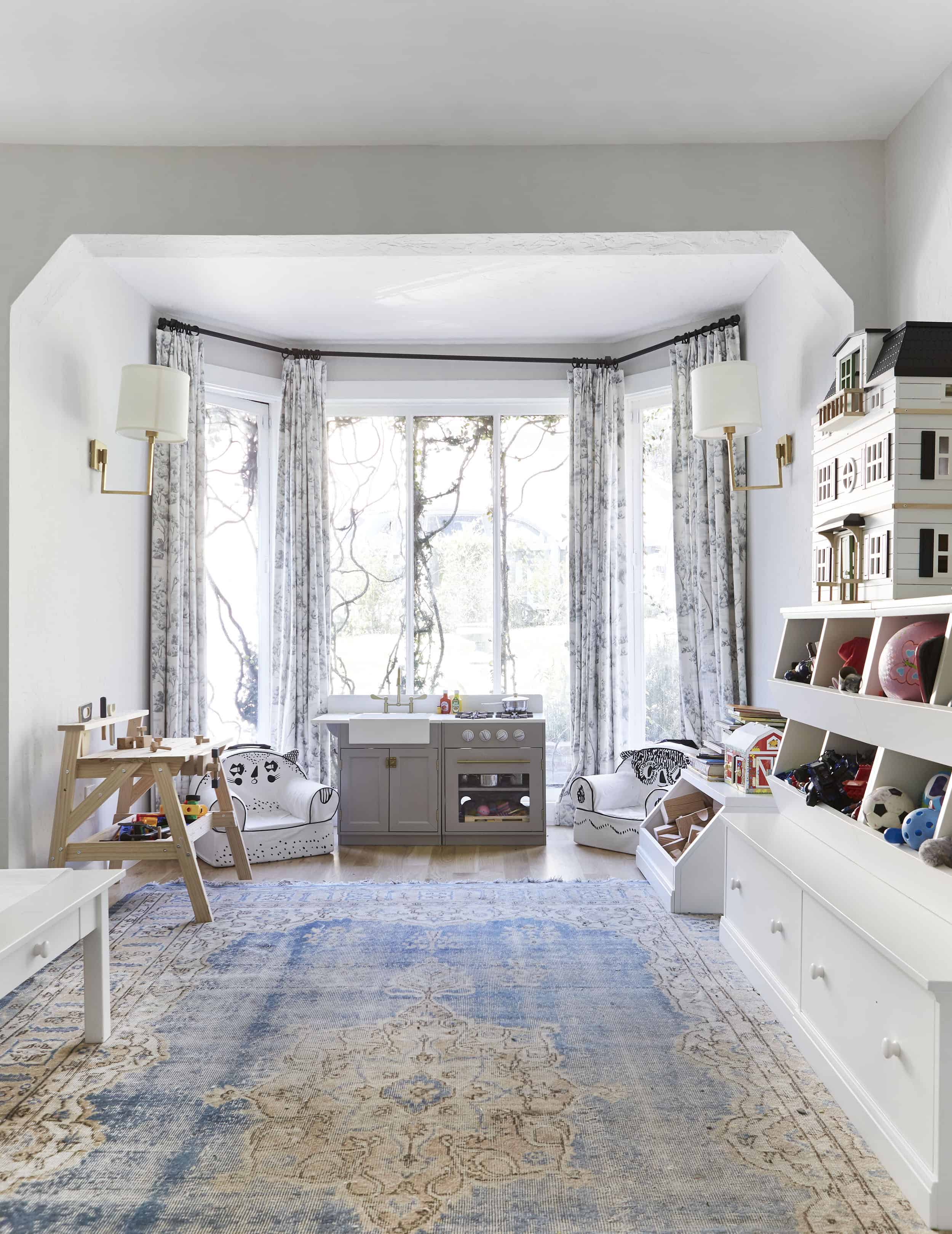 Kid Safe Vintage Sophisticated Rug Playroom