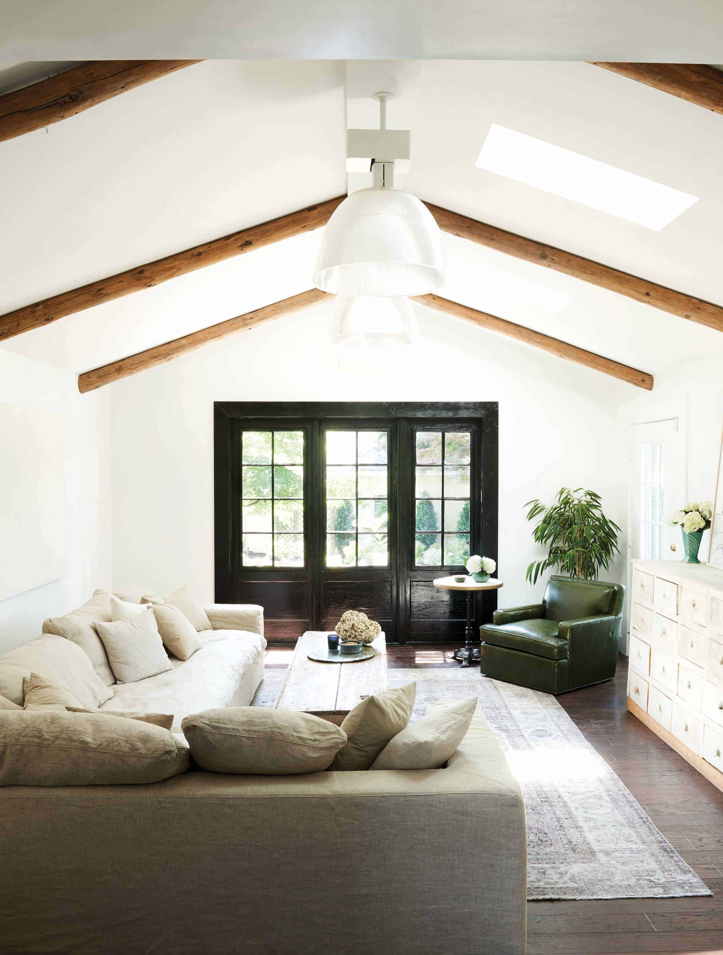 Emily Henderson Leanne Ford House Tour11