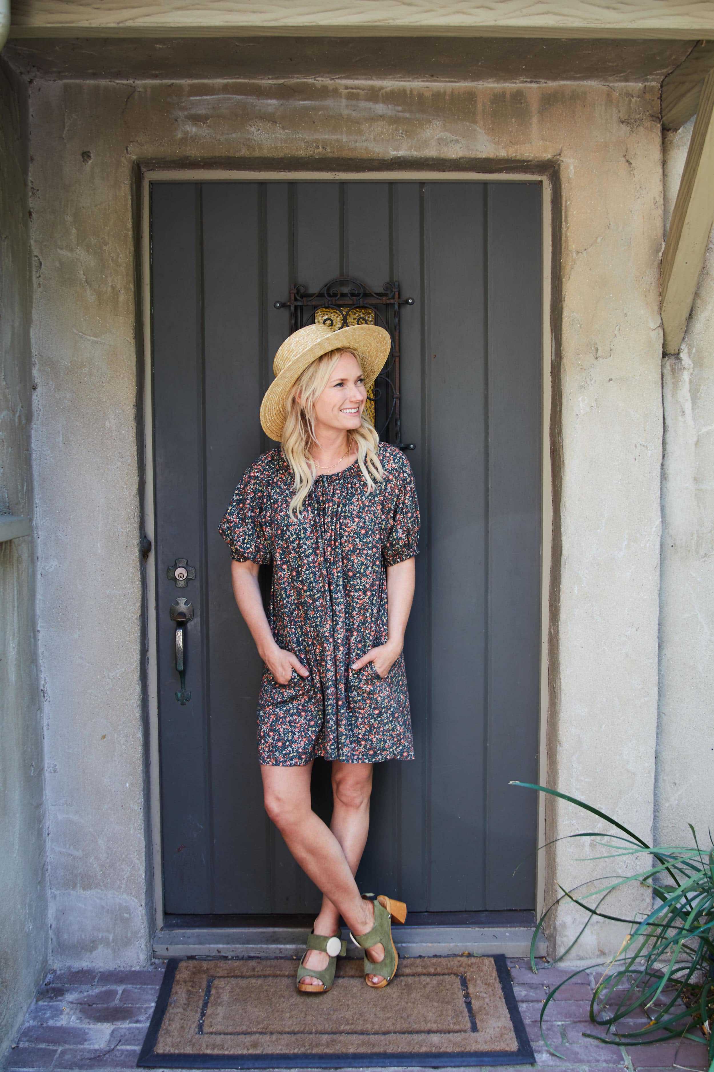 Emily Henderson short spring dresses8