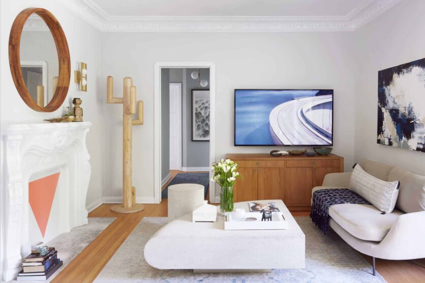 Living Room 2 001