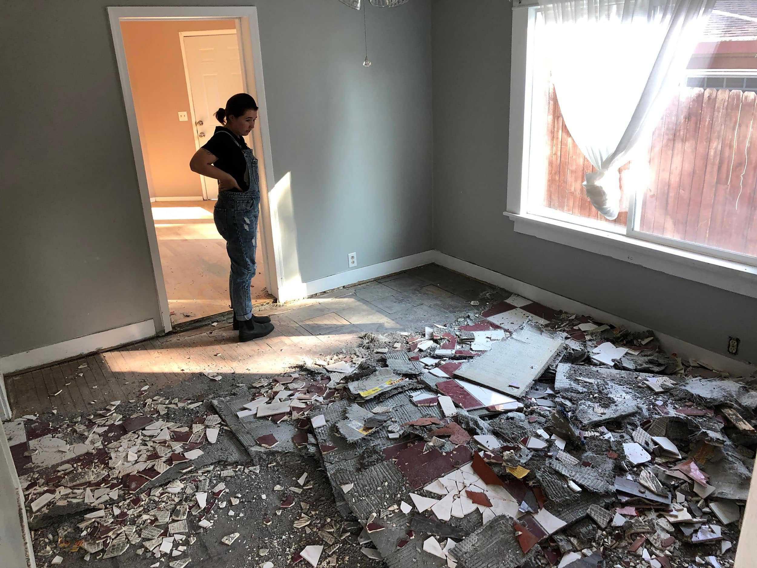 Sara Buys A House 11