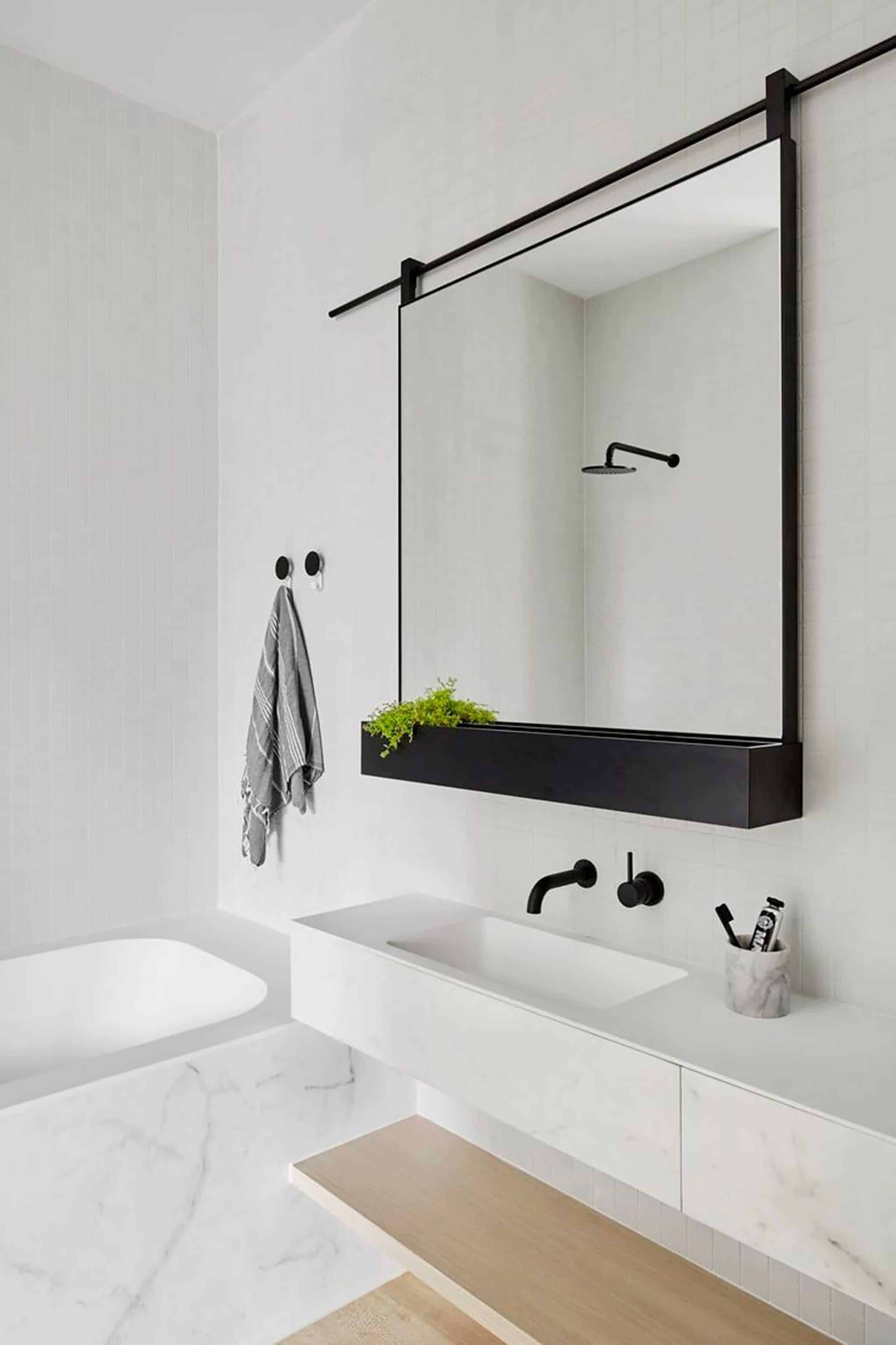 Sliding Mirror 3