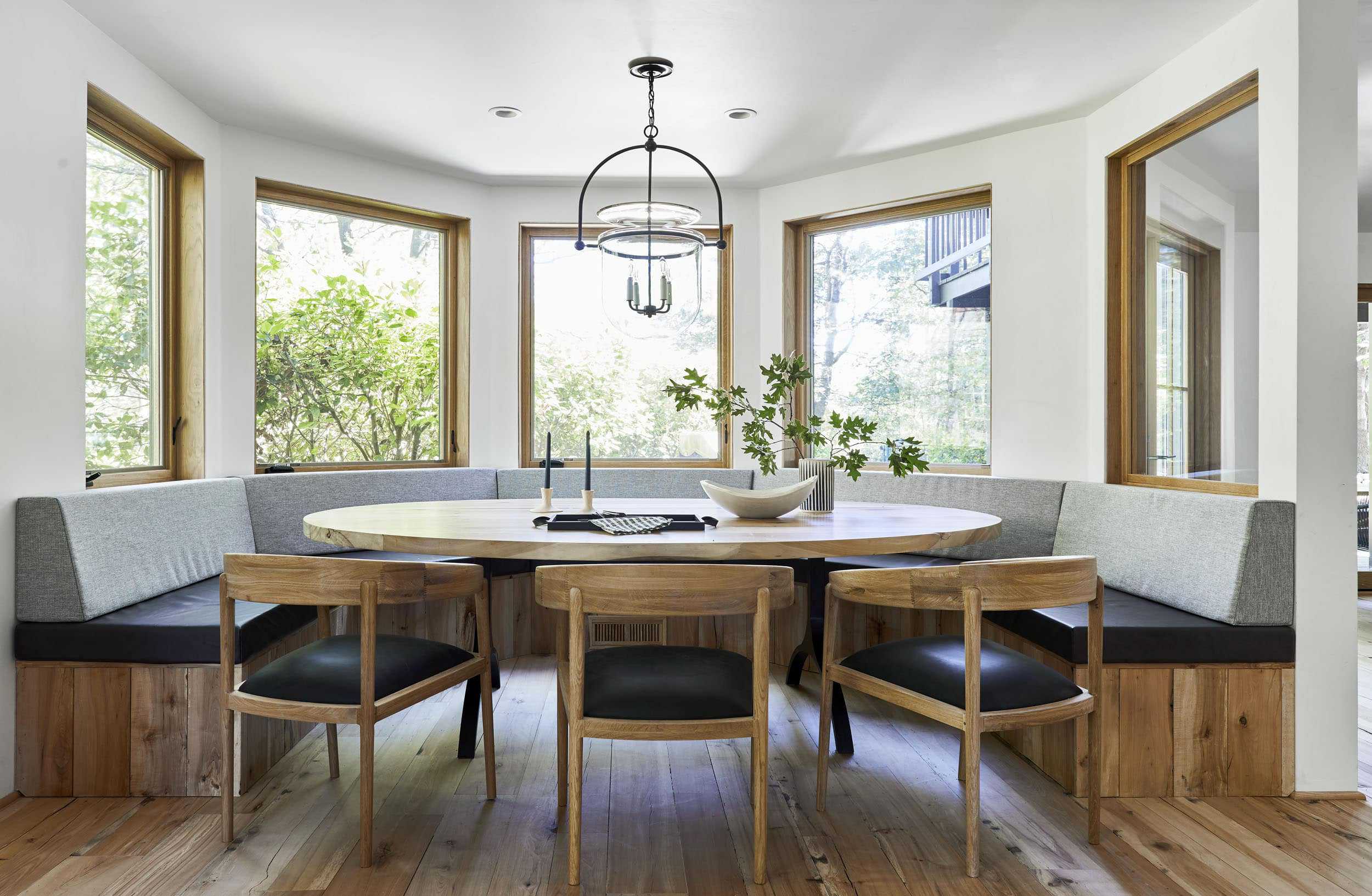 Emily Henderson Moutain House Dining Room Lores6