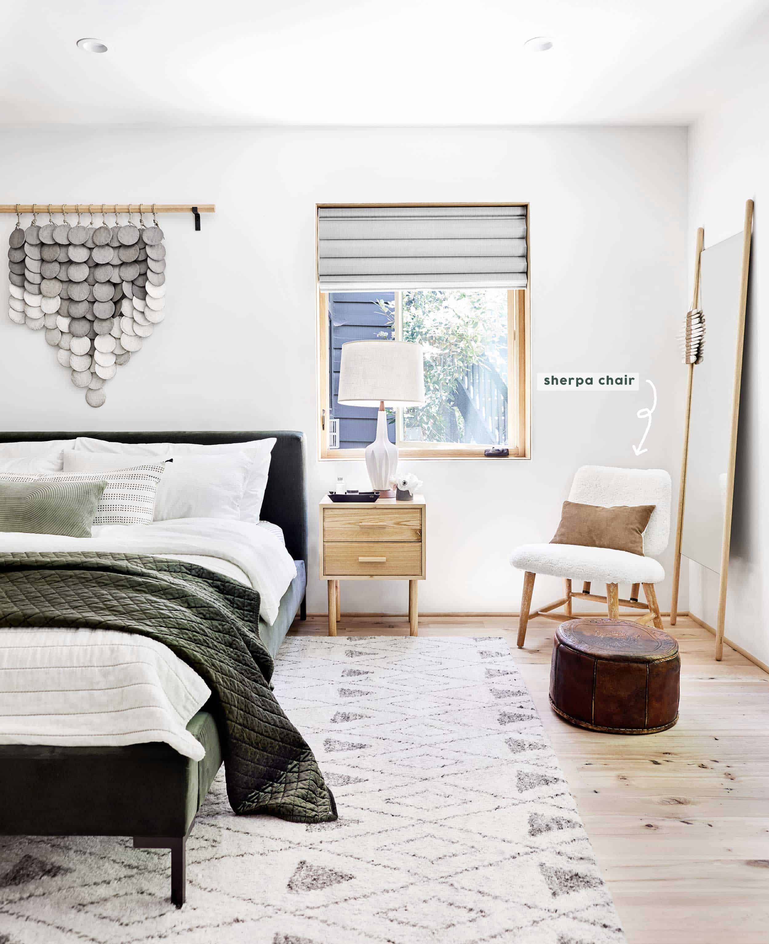 Emily Henderson Moutain House Downstairs Guest Room Lores1311