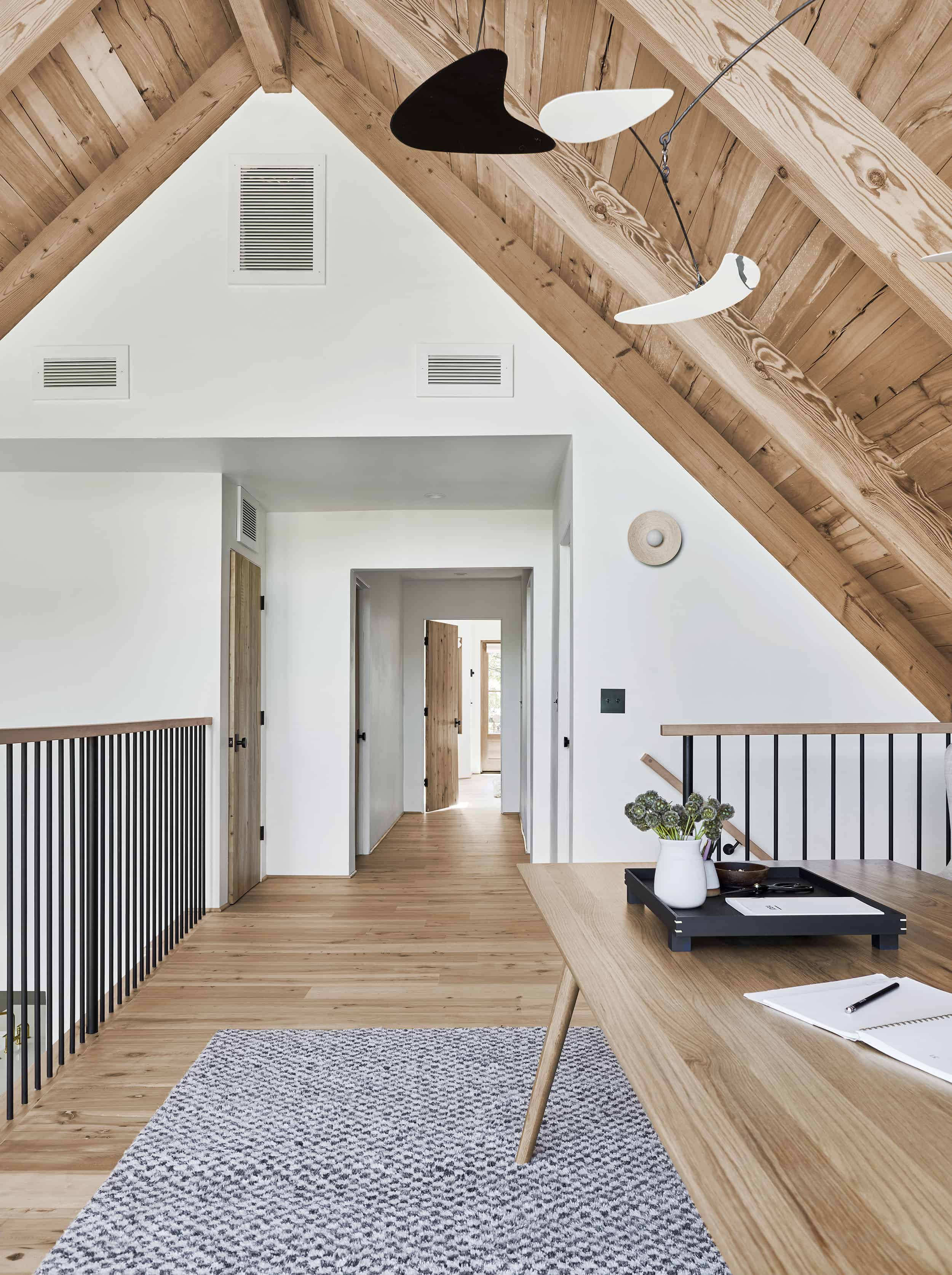 Emily Henderson Mountain House Home Office Loft11