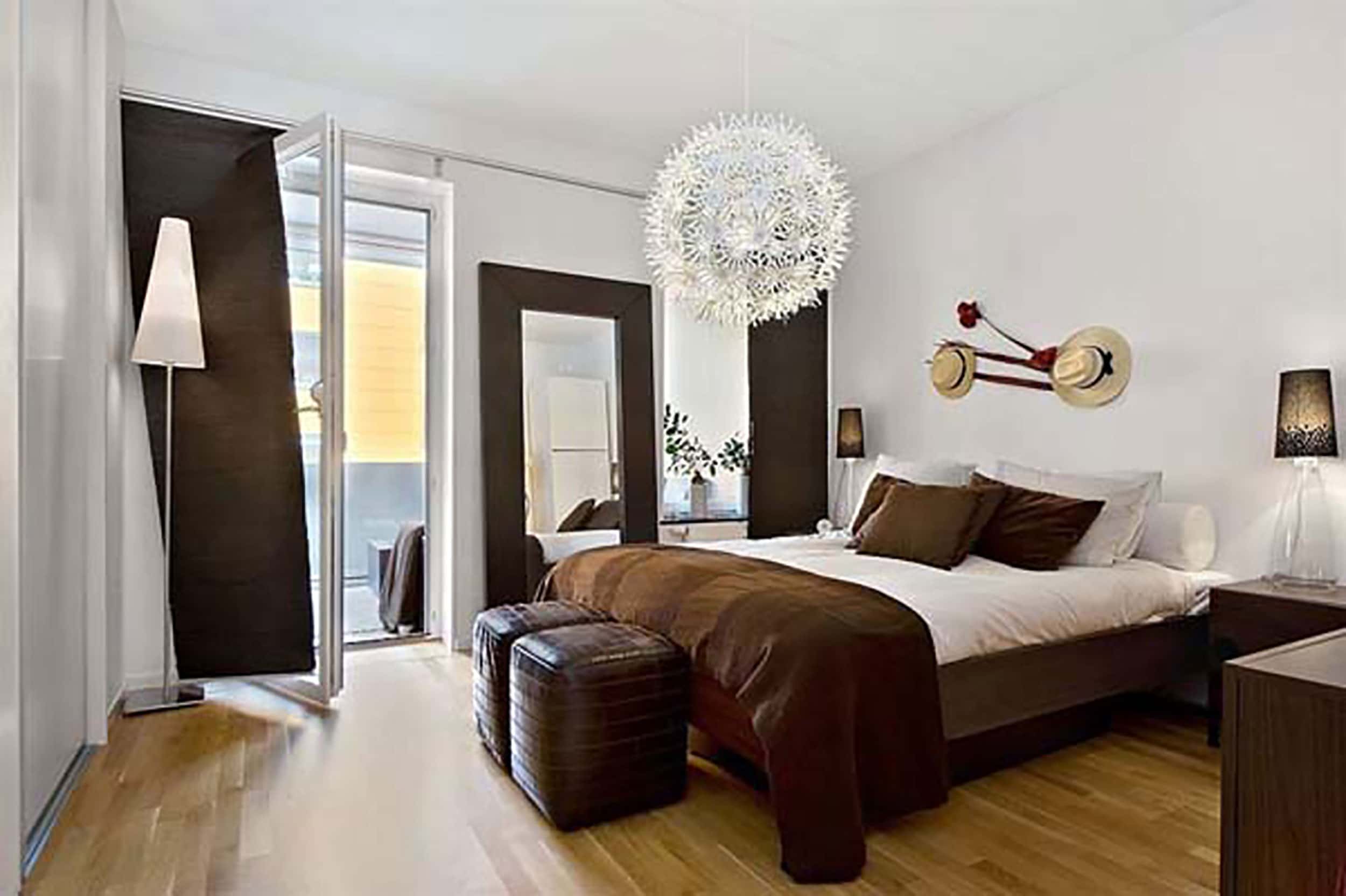 Brown And White Bedroom 1 3597
