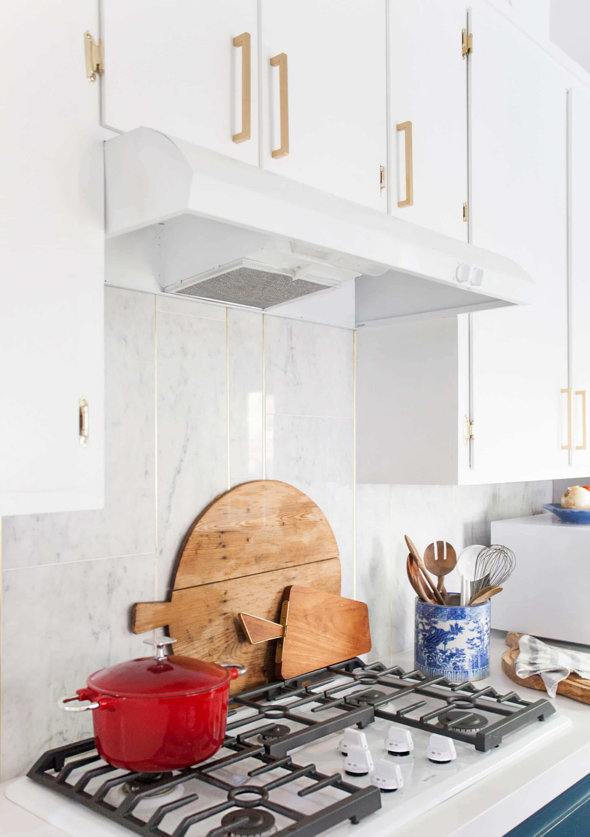 Kitchen After Emily Henderson Blue White Brass Stove