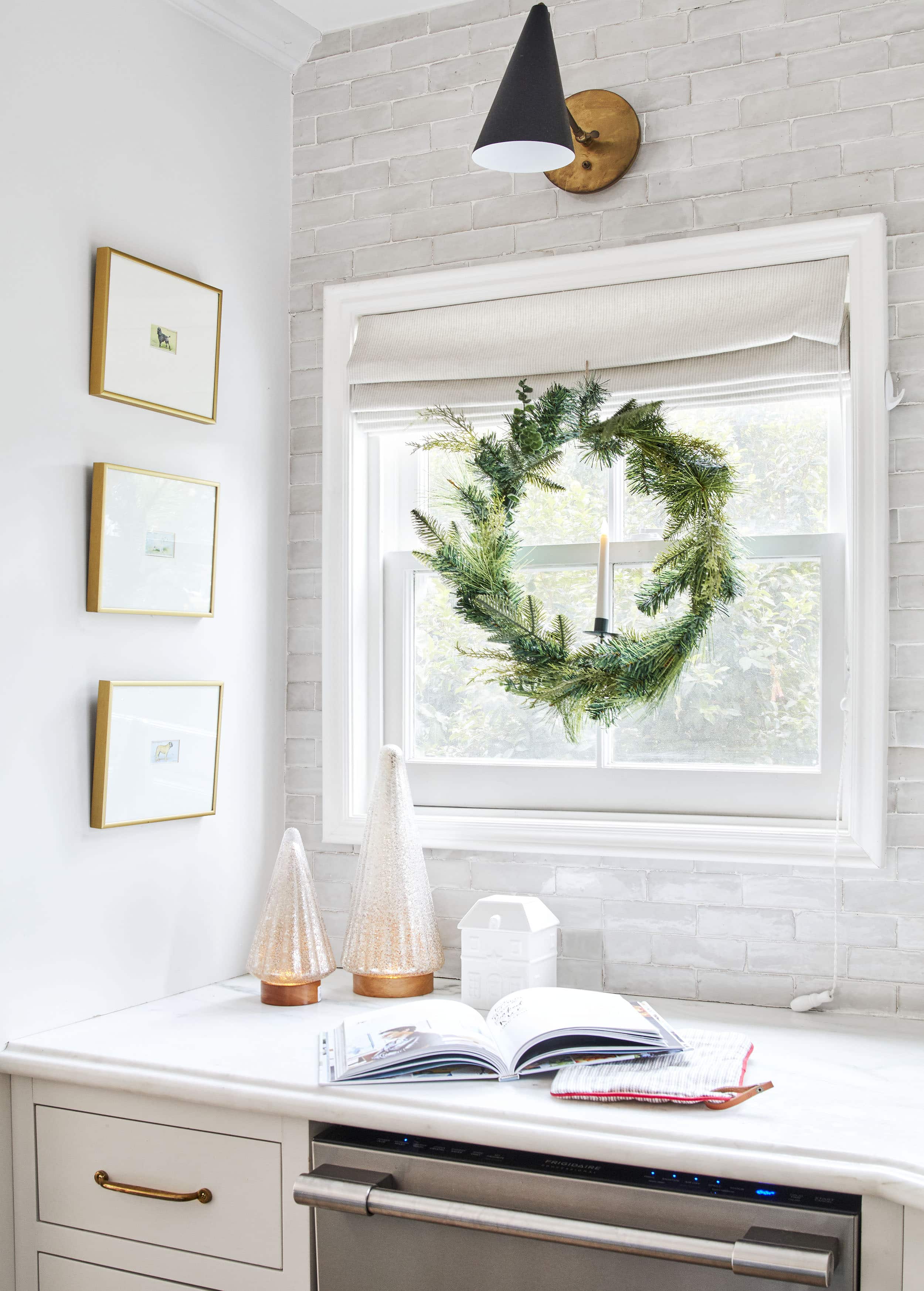 Christmas Hacks Lores 5
